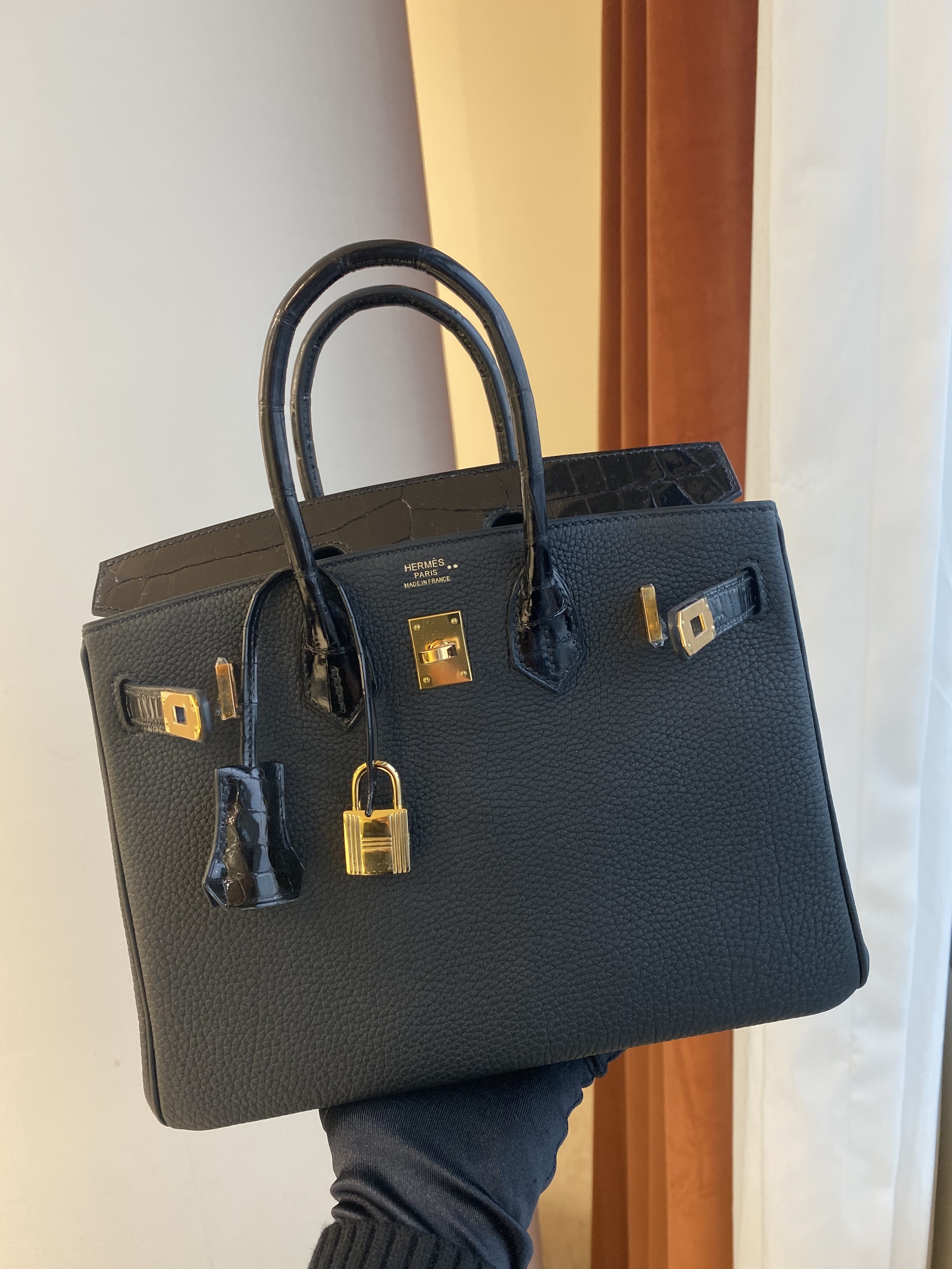 香港島中西區上環Hermes Birkin 25cm Touch CC89 Noir 黑色 Togo 拼 尼羅鱷魚