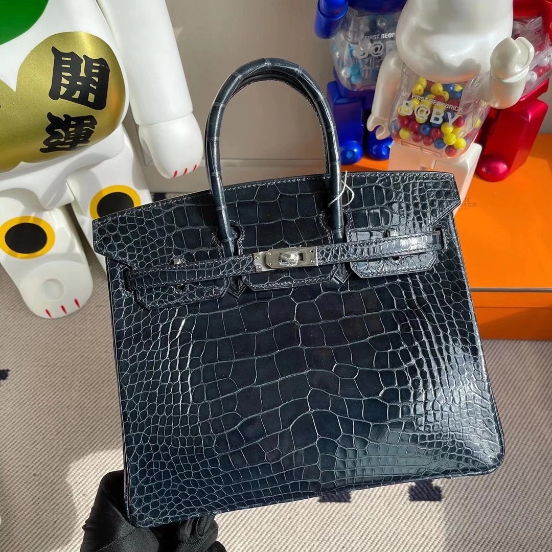 香港島中西區中環 Hermes Birkin 25cm CC76 深海藍 Blue Indigo 美洲鱷魚