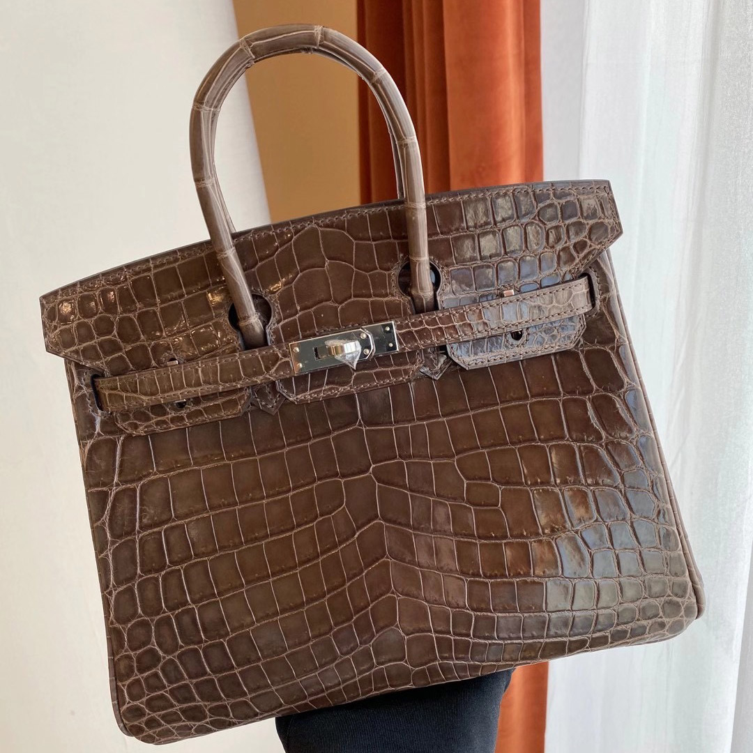 香港東區筲箕灣 Hermes Birkin 25cm 霧面兩點 尼羅鱷 深灰色