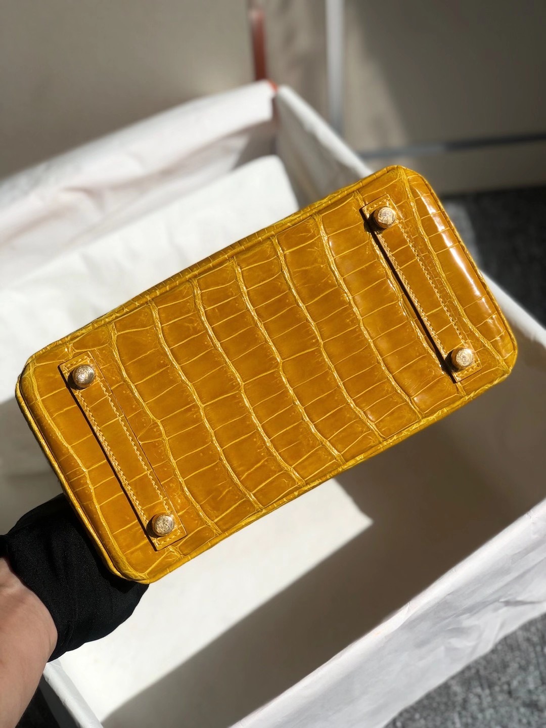 香港東區柴灣 Hermes Birkin 25cm 9D Jaune Amber 琥珀黃 亮面倒V灣鱷供珠