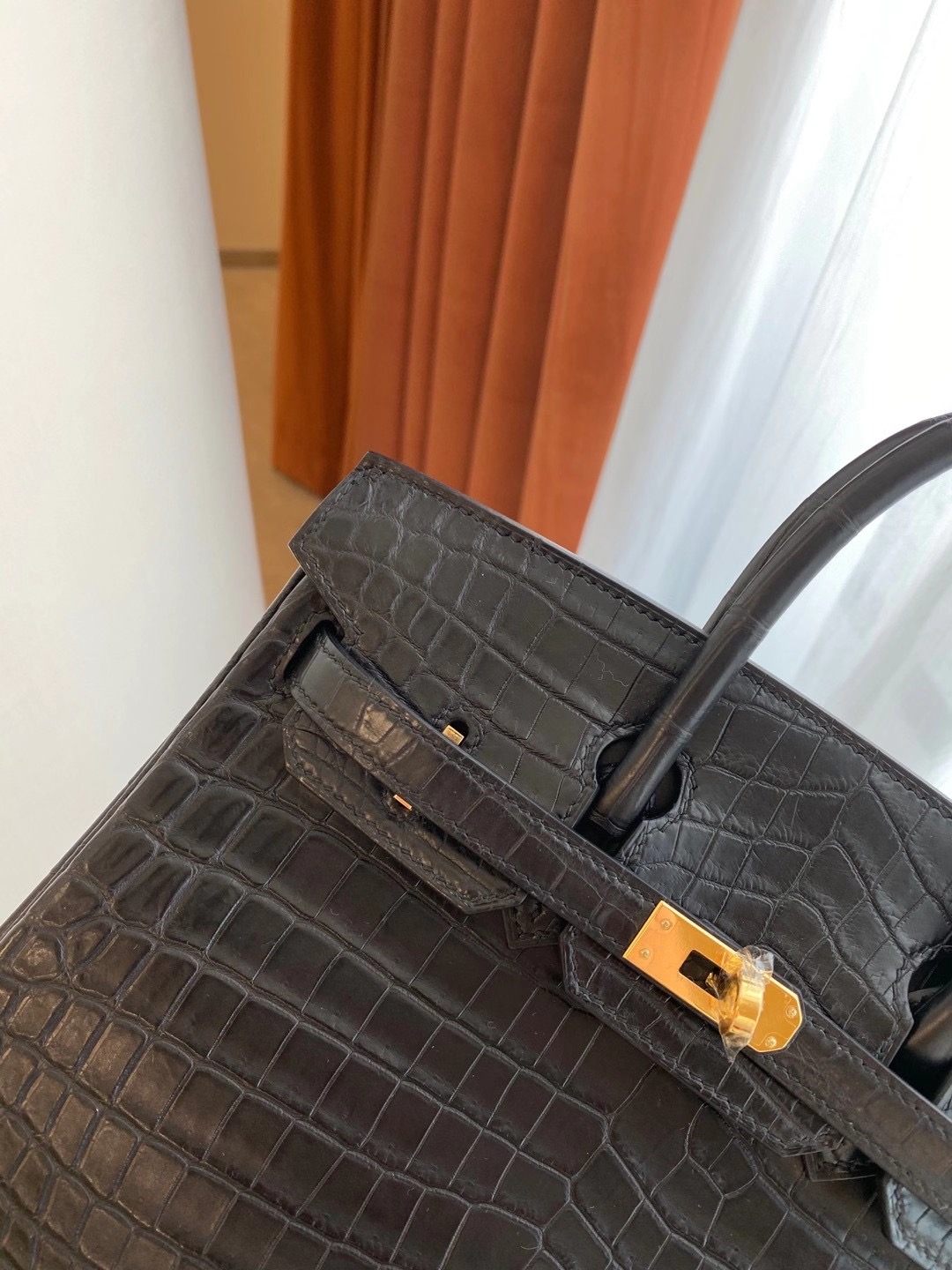 香港灣仔區銅鑼灣 Hermes Birkin 25cm 霧面兩點 尼羅鱷魚 CC89 黑色 Noir 金扣