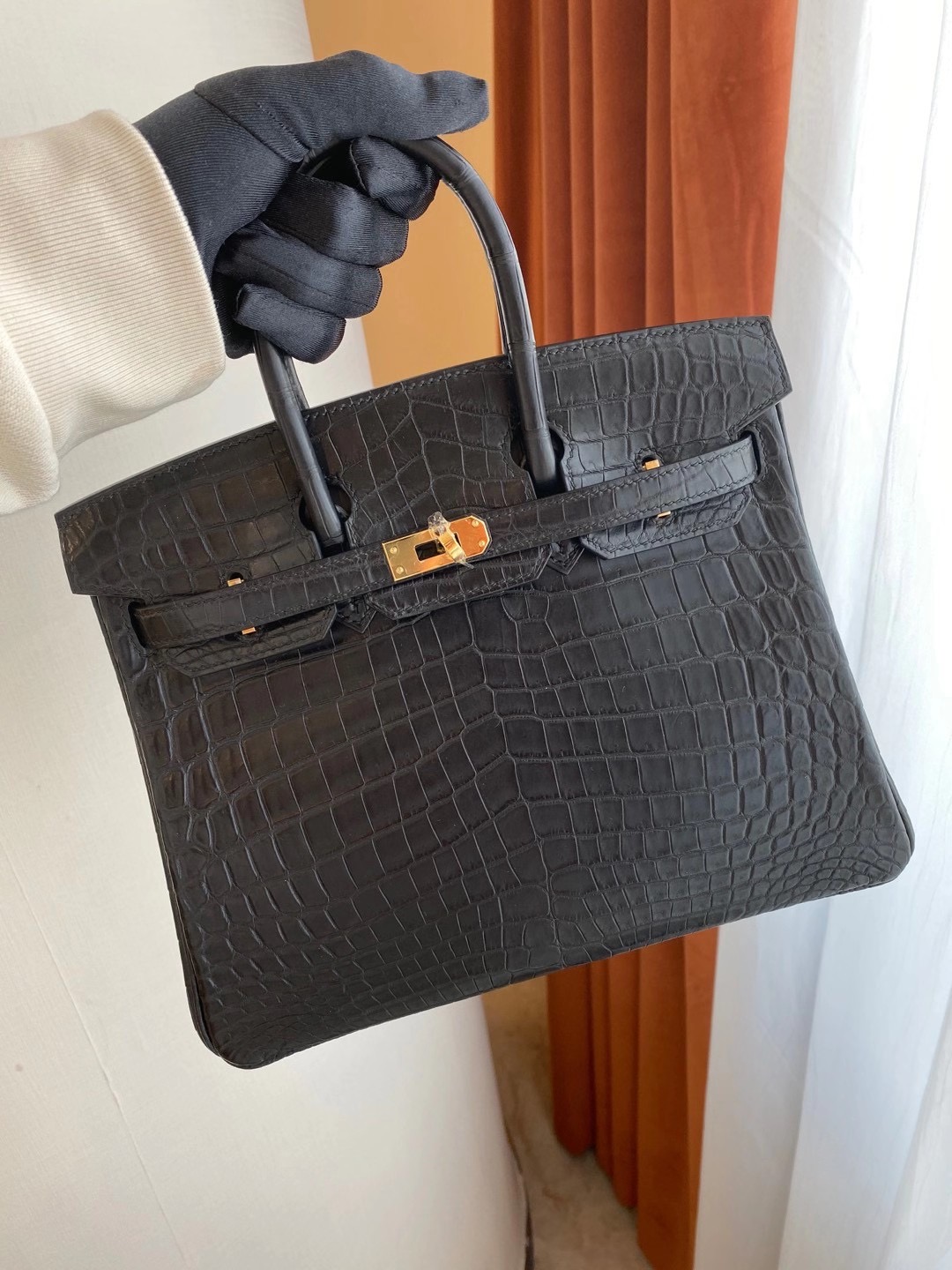 香港灣仔區銅鑼灣 Hermes Birkin 25cm 霧面兩點 尼羅鱷魚 CC89 黑色 Noir 金扣