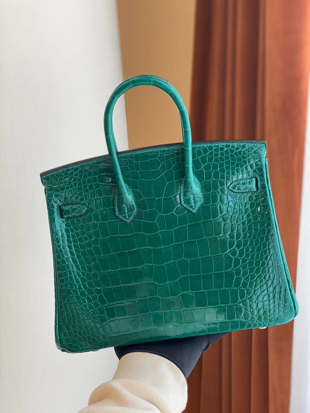 香港灣仔區跑馬地 愛馬仕鉑金包 Hermes Birkin 25 6Q Vert emeraude 翡翠綠美洲鱷