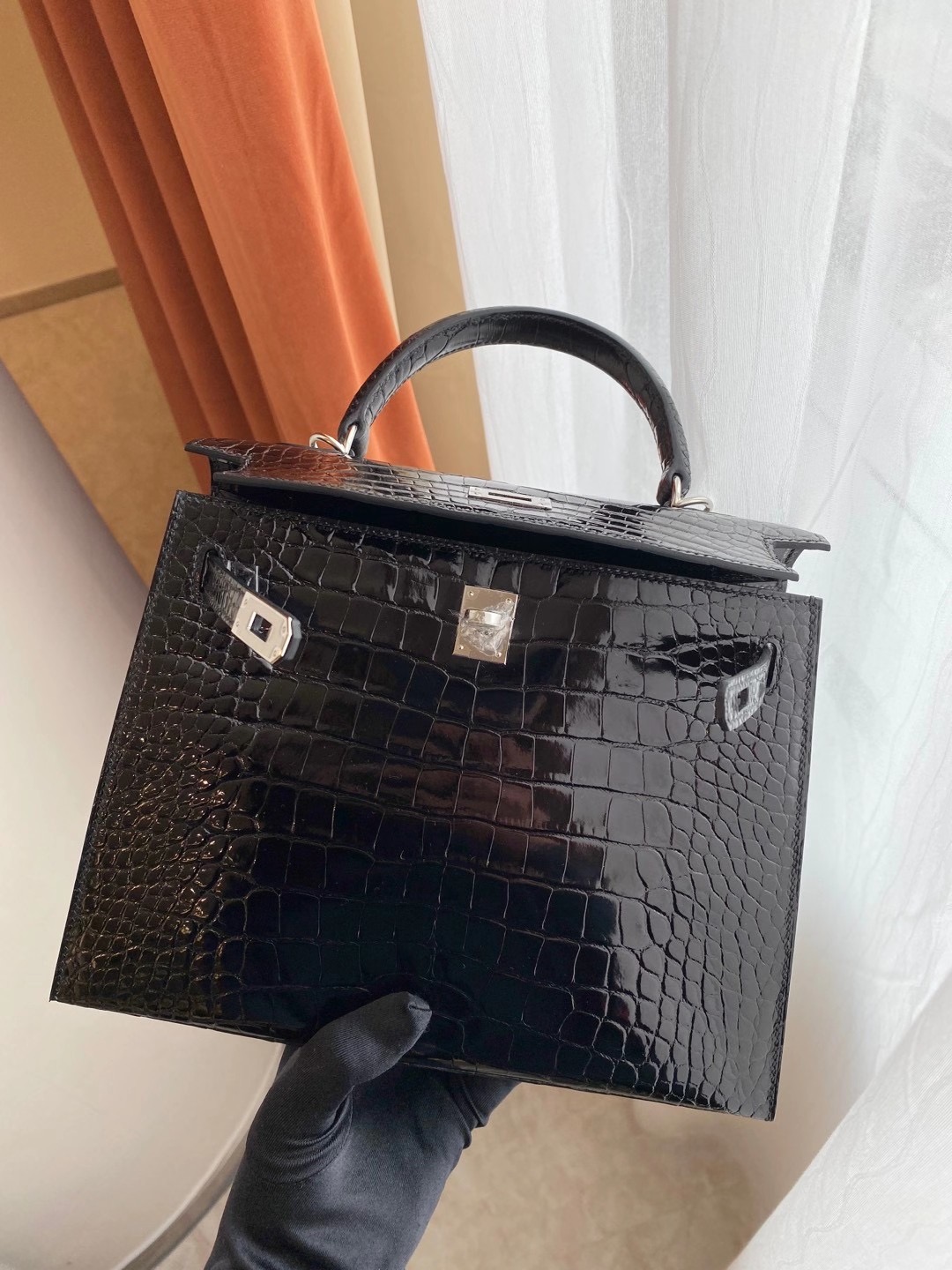 香港西貢區將軍澳 Hermes Kelly 25cm 亮面方塊 美洲鱷魚 CK89 Noir 黑色