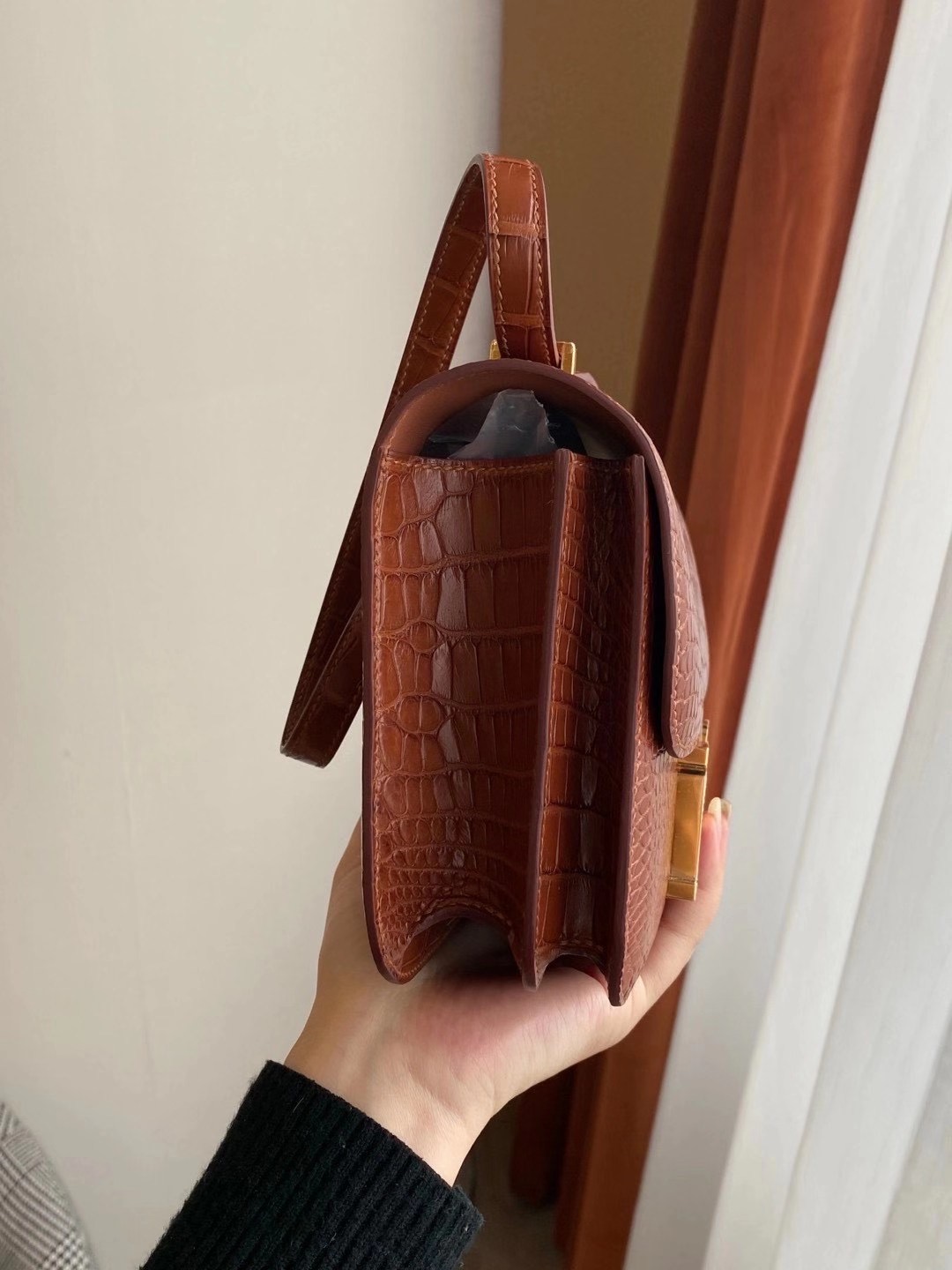 臺灣桃園縣愛馬仕康斯坦多少錢 Hermes Constance Mini 19cm 霧面美洲鱷魚