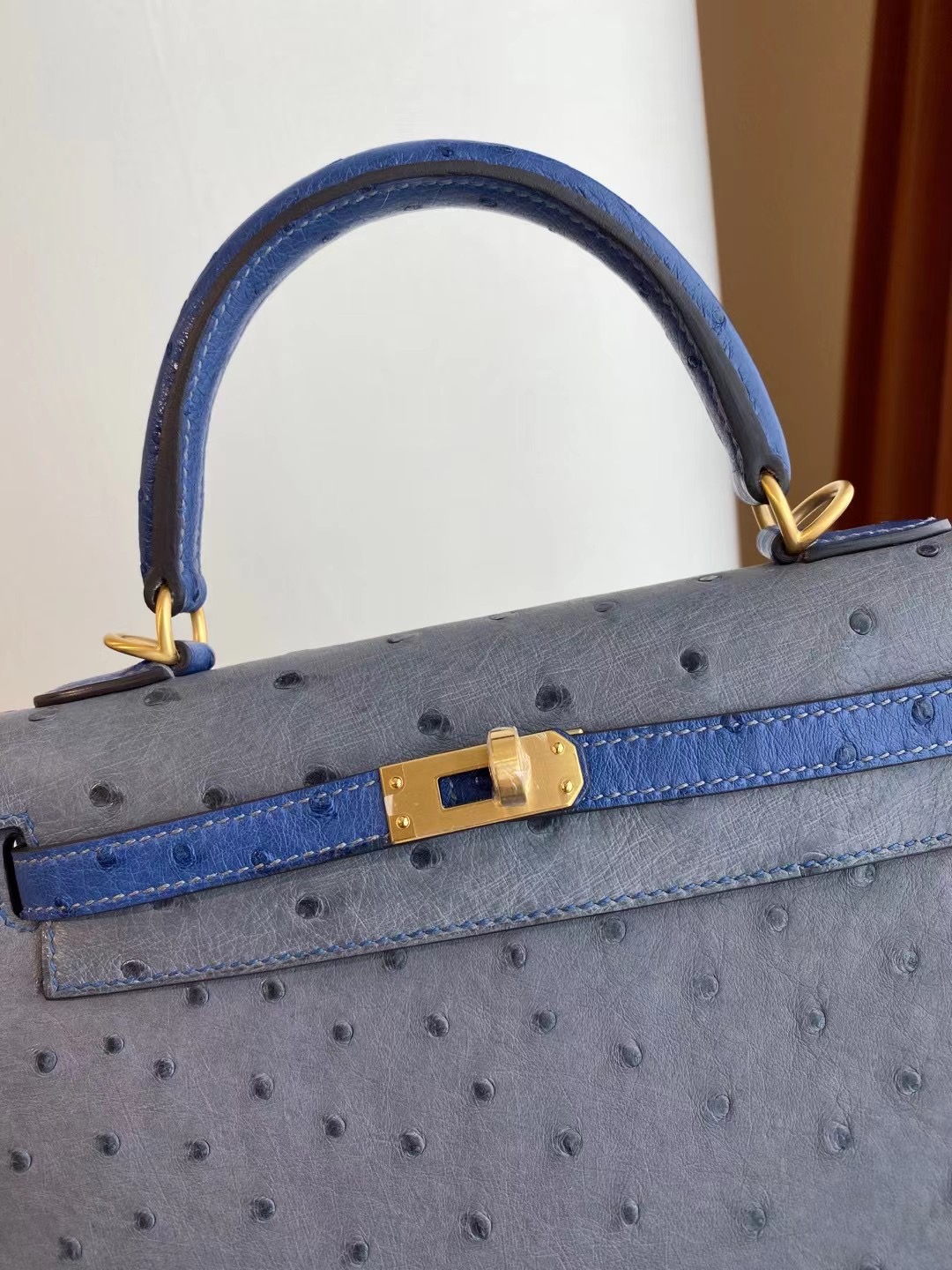 臺灣新北市萬裏區 Hermes Kelly 25cm HSS Ostrich CC82 gris agate 瑪瑙灰