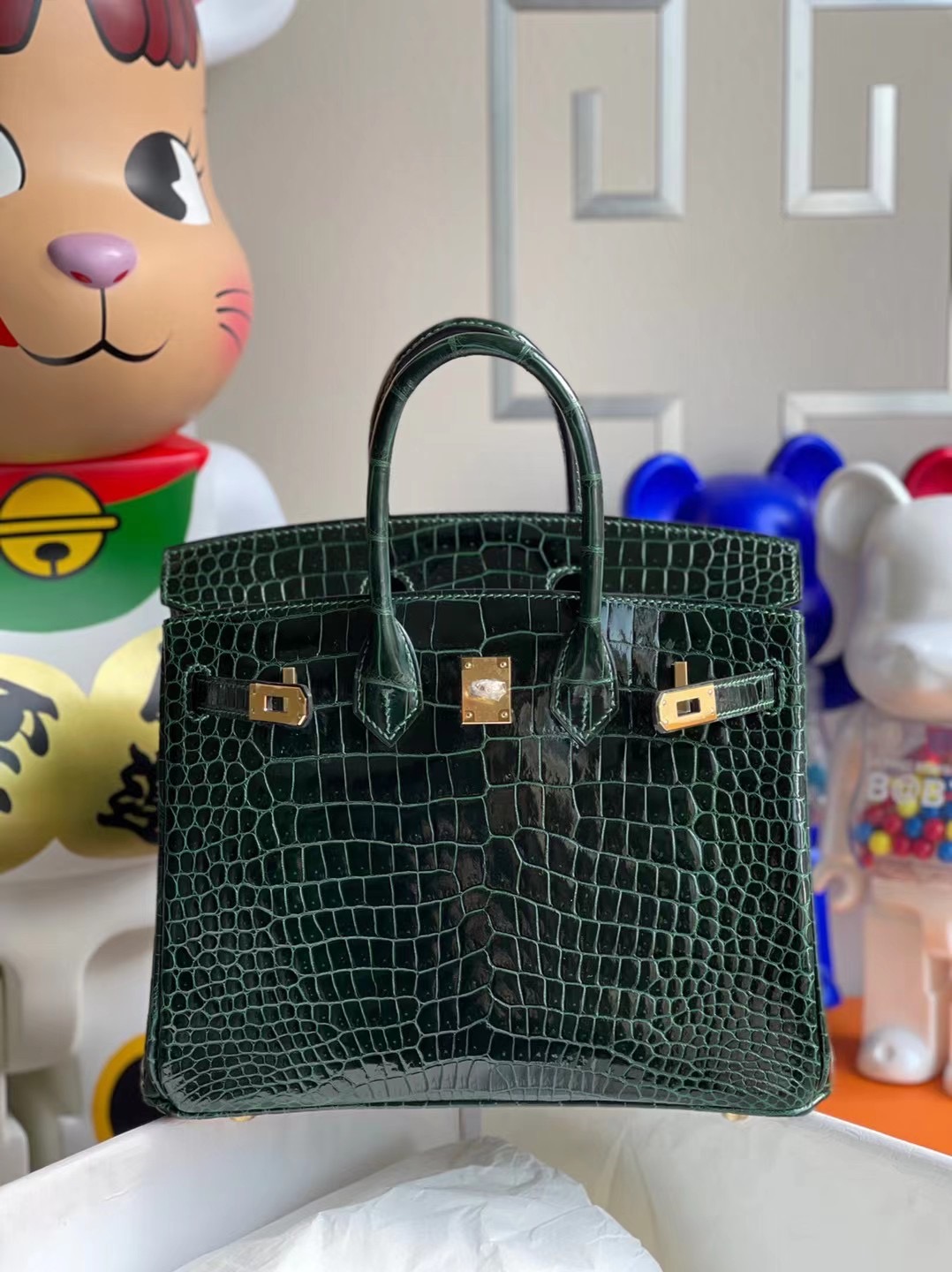 香港島中西區西營盤 Hermes Birkin 25cm 倒V 澳洲灣鱷 HCP CK67 Vert Fonce 祖母綠