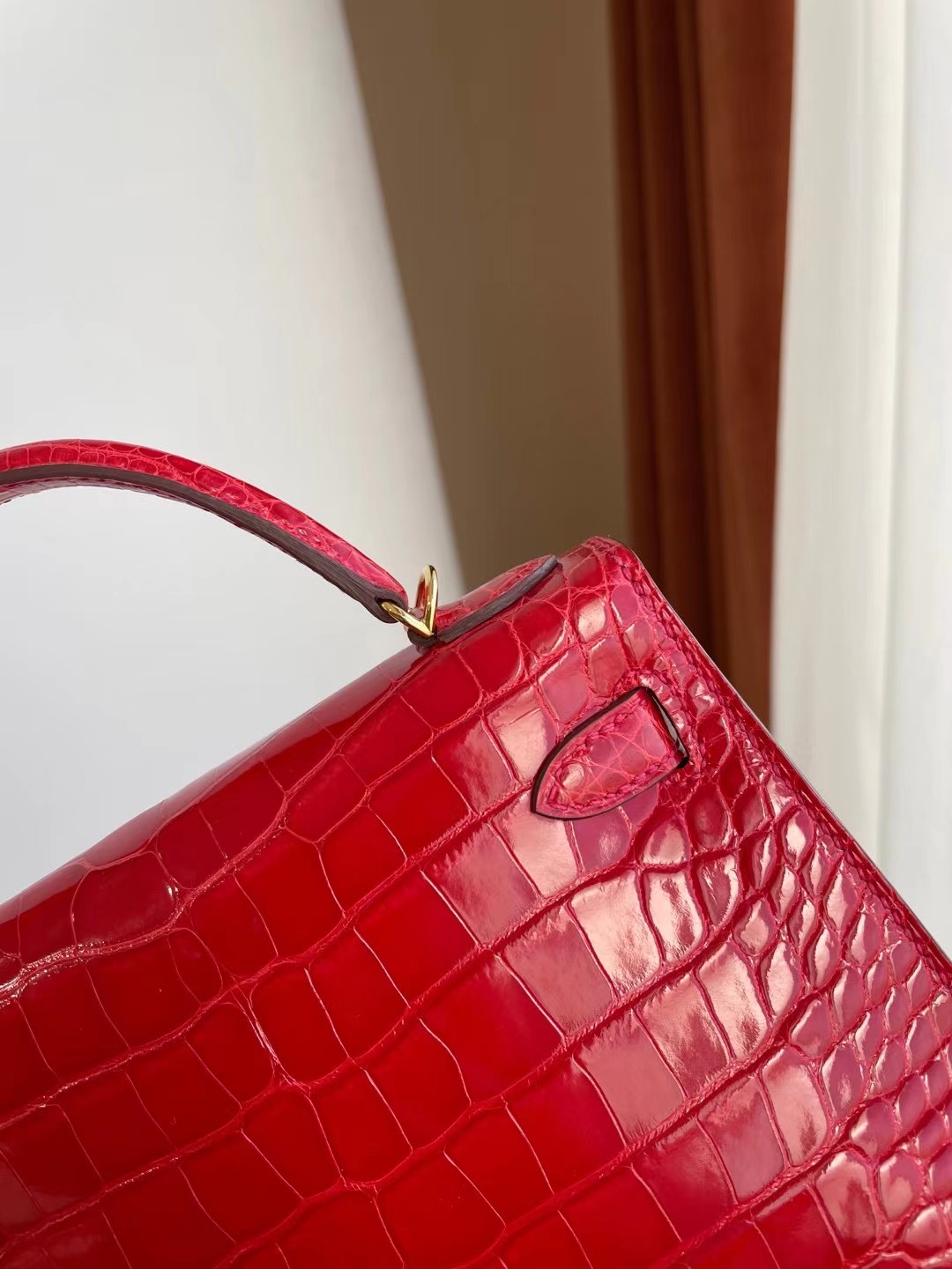 Hermes Kelly Mini II MINI CC95 Braise 法拉利紅亮面方塊 美洲鱷魚