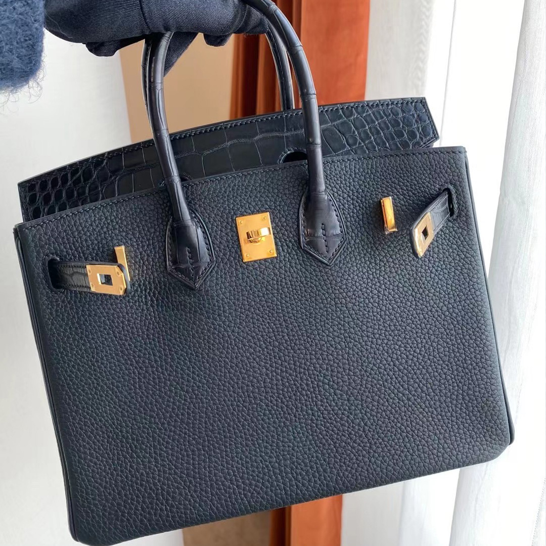 香港深水埗區長沙灣 Hermes Birkin 25 Touch 霧面尼羅鱷魚 CC89 黑色 Noir