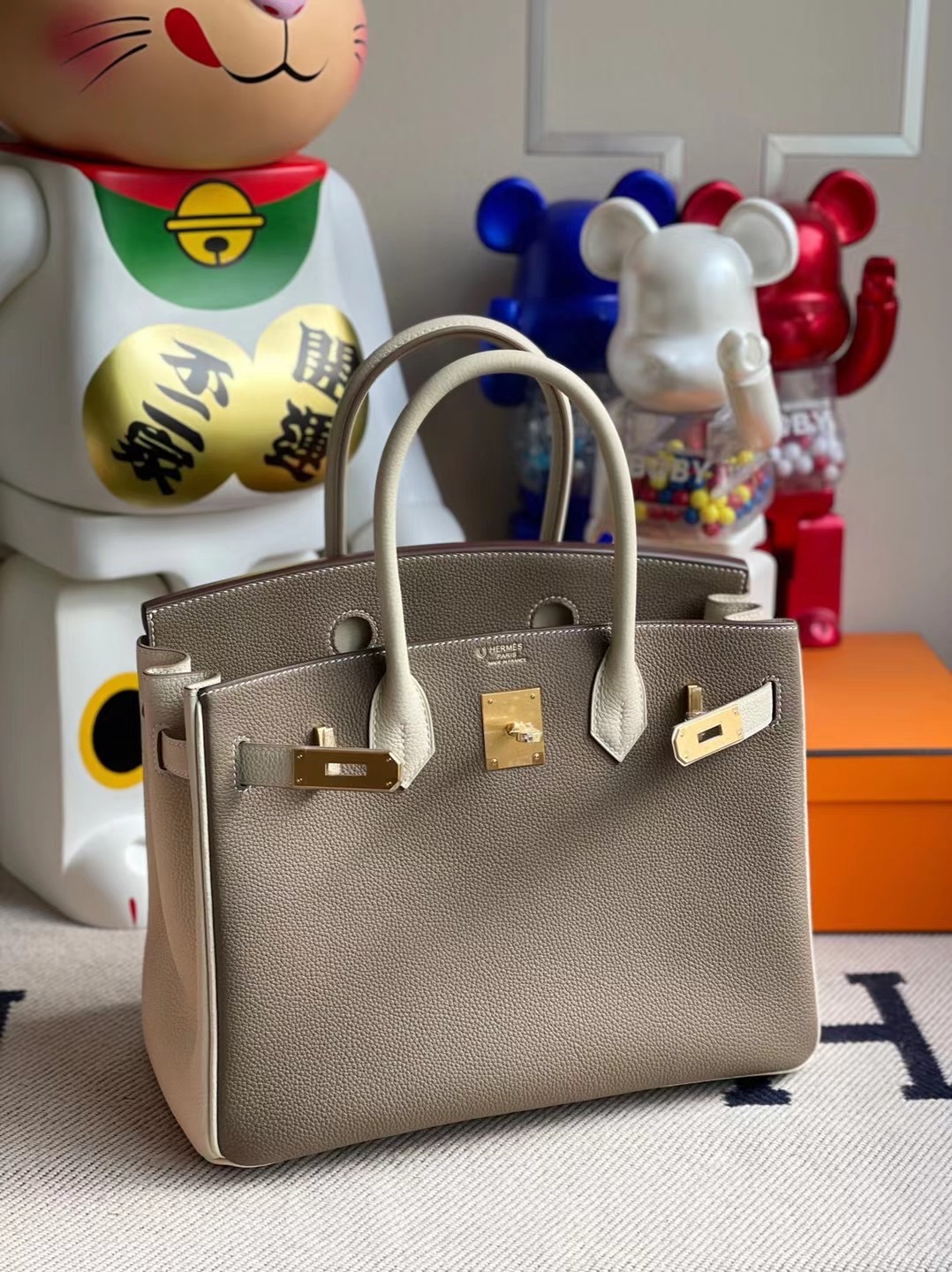 香港東區筲箕灣 Hermes Birkin 30 Togo 18 Etoupe 大象灰 10 Craie 奶昔白 拉絲金扣