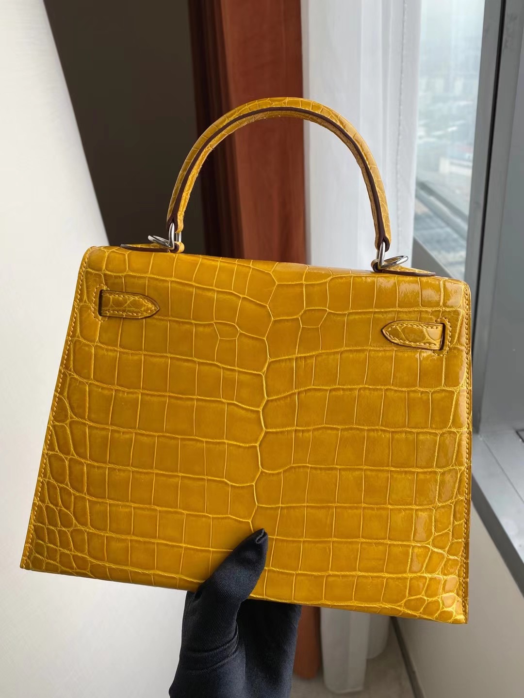 Yuen Long District Hong Kong Hermes Kelly 25cm 9D Amber 琥珀黃 銀扣