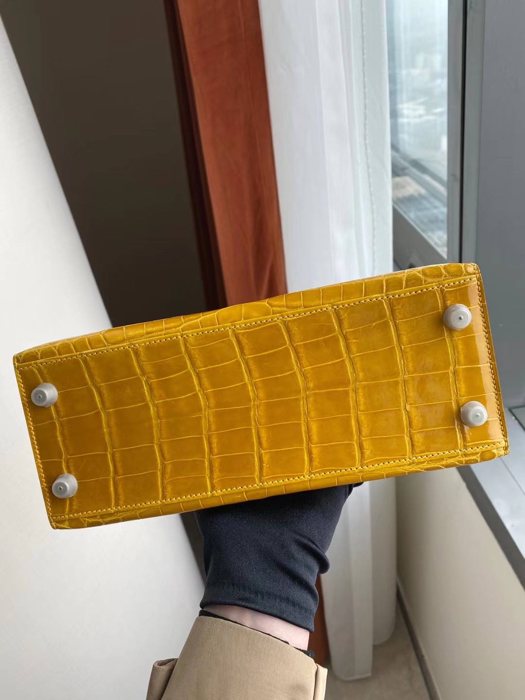 Yuen Long District Hong Kong Hermes Kelly 25cm 9D Amber 琥珀黃 銀扣