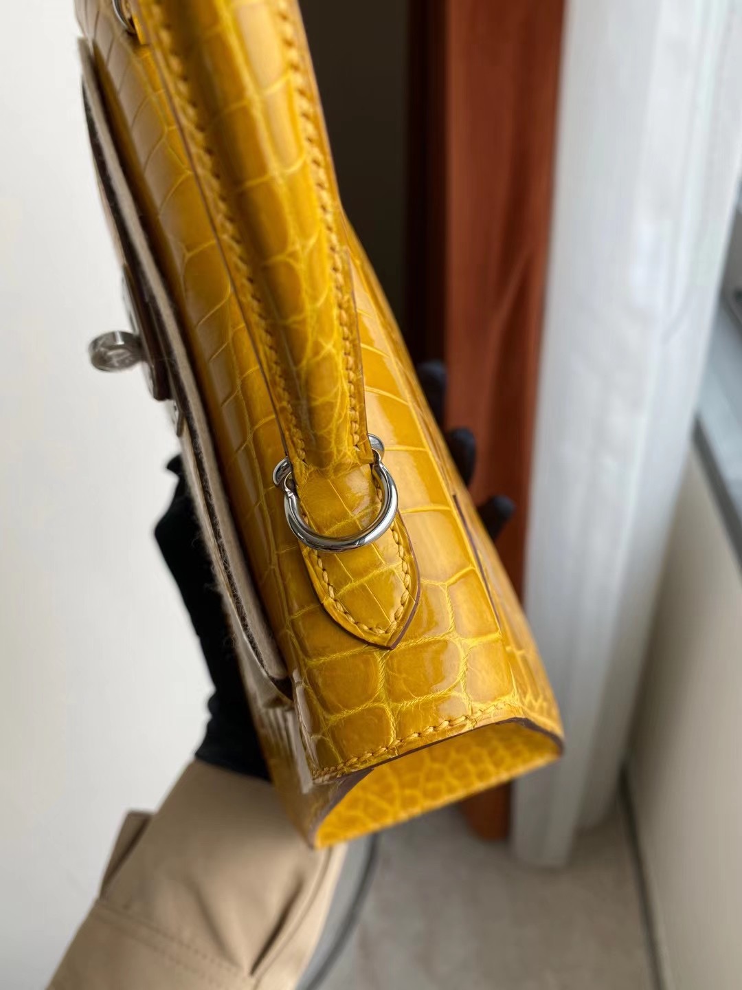 Yuen Long District Hong Kong Hermes Kelly 25cm 9D Amber 琥珀黃 銀扣