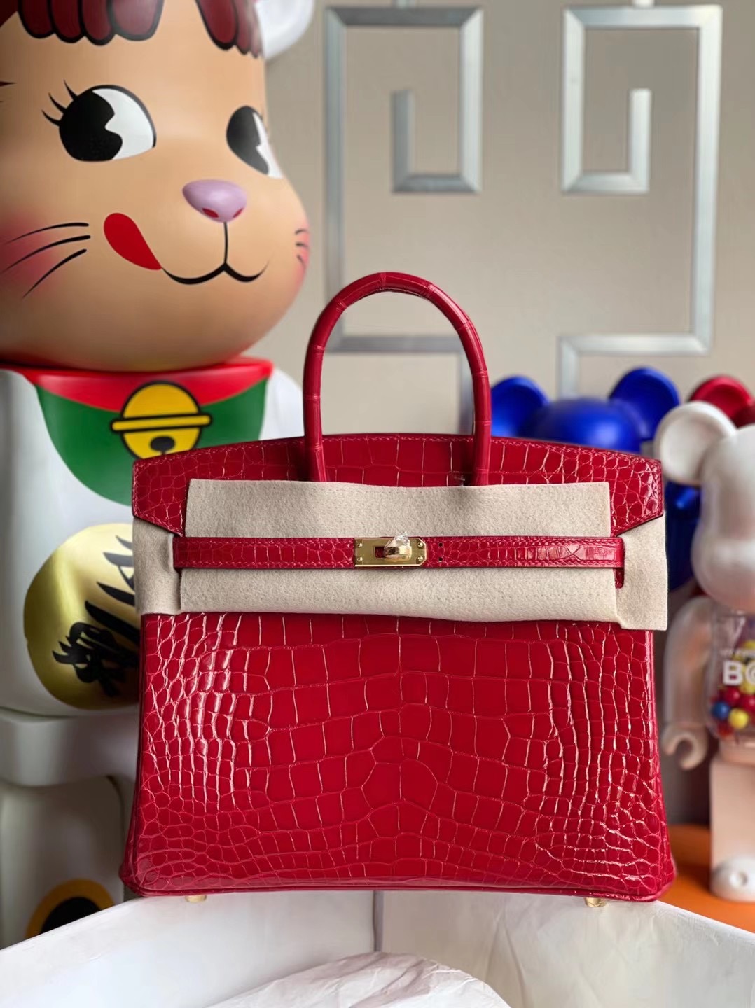 香港西貢區調景嶺鉑金包 價格 Hermes Birkin 25cm 亮面方塊 美洲鱷魚 CC95 法拉利紅