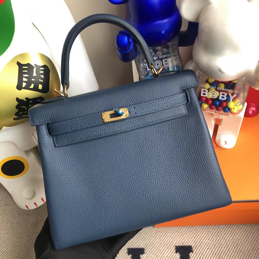 愛馬仕凱莉包多少錢 Hermes Kelly 25cm Togo S4 深邃藍 Deep Blue 全手工縫製 金扣