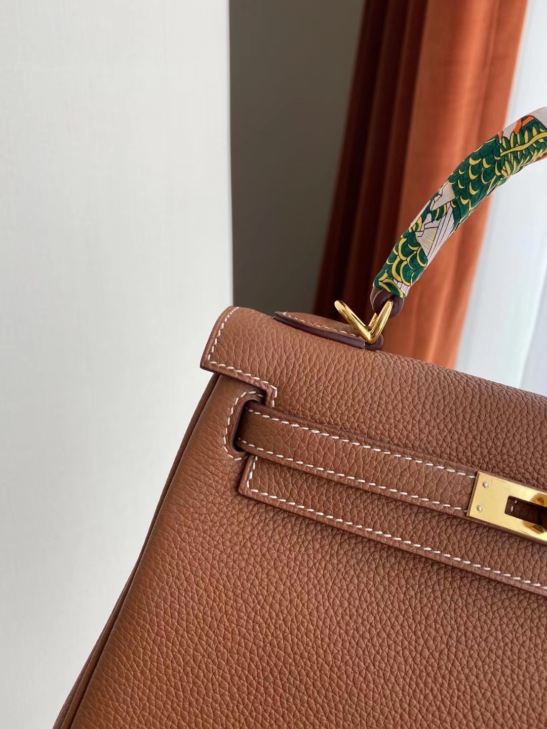 臺灣臺中市 愛馬仕凱莉包價格多少錢 Hermes Kelly 25cm Togo 37 gold 金棕色 金扣