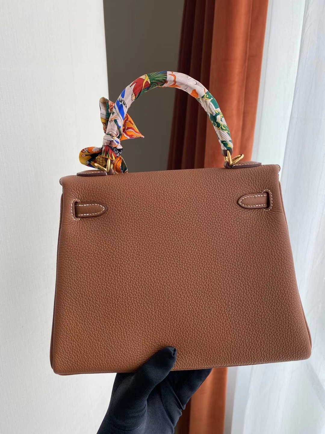 臺灣臺中市 愛馬仕凱莉包價格多少錢 Hermes Kelly 25cm Togo 37 gold 金棕色 金扣