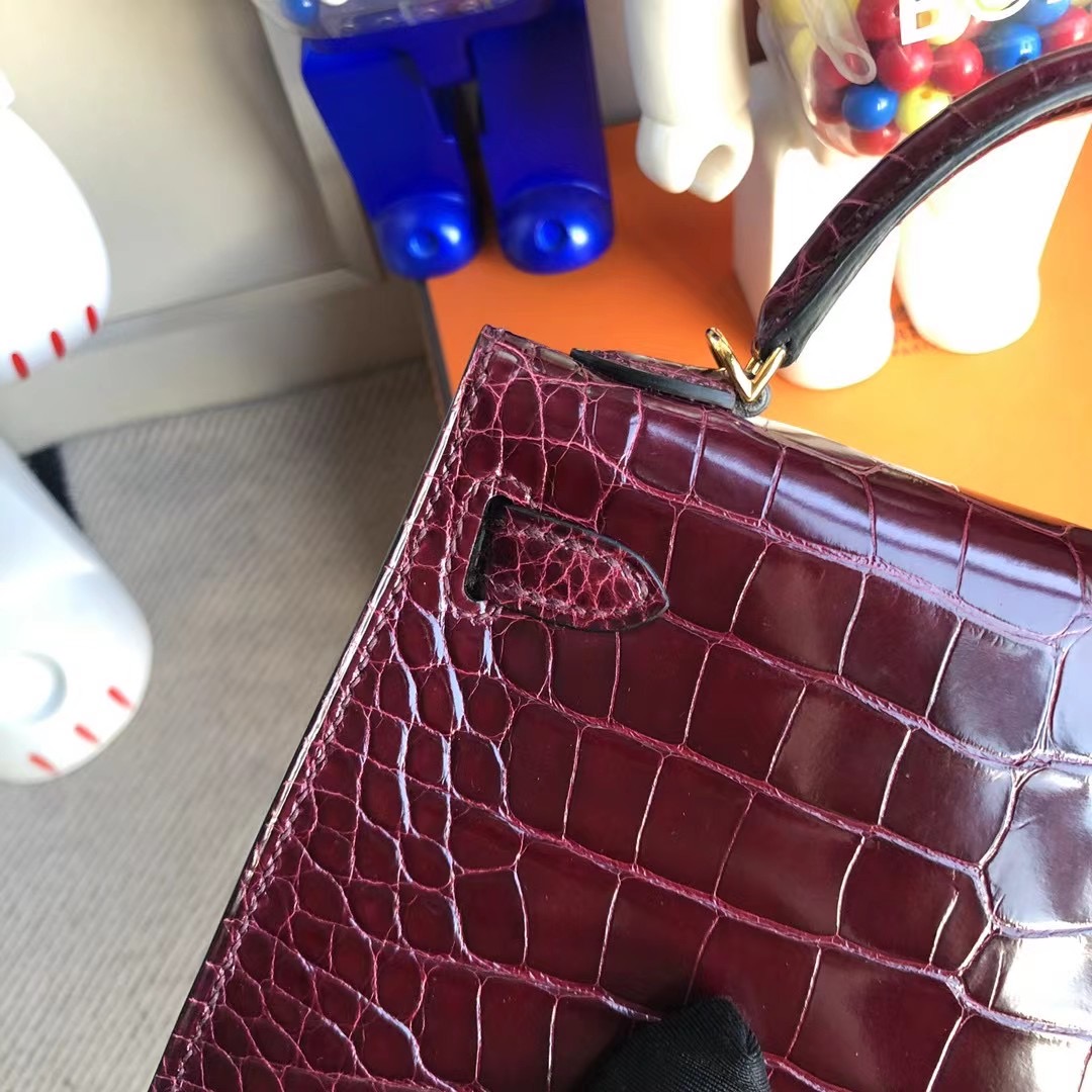 Hermes Kelly Mini Ⅱ 亮面方塊美洲鱷魚 57 波爾多酒紅 Bordeaux 全手工縫製 金扣
