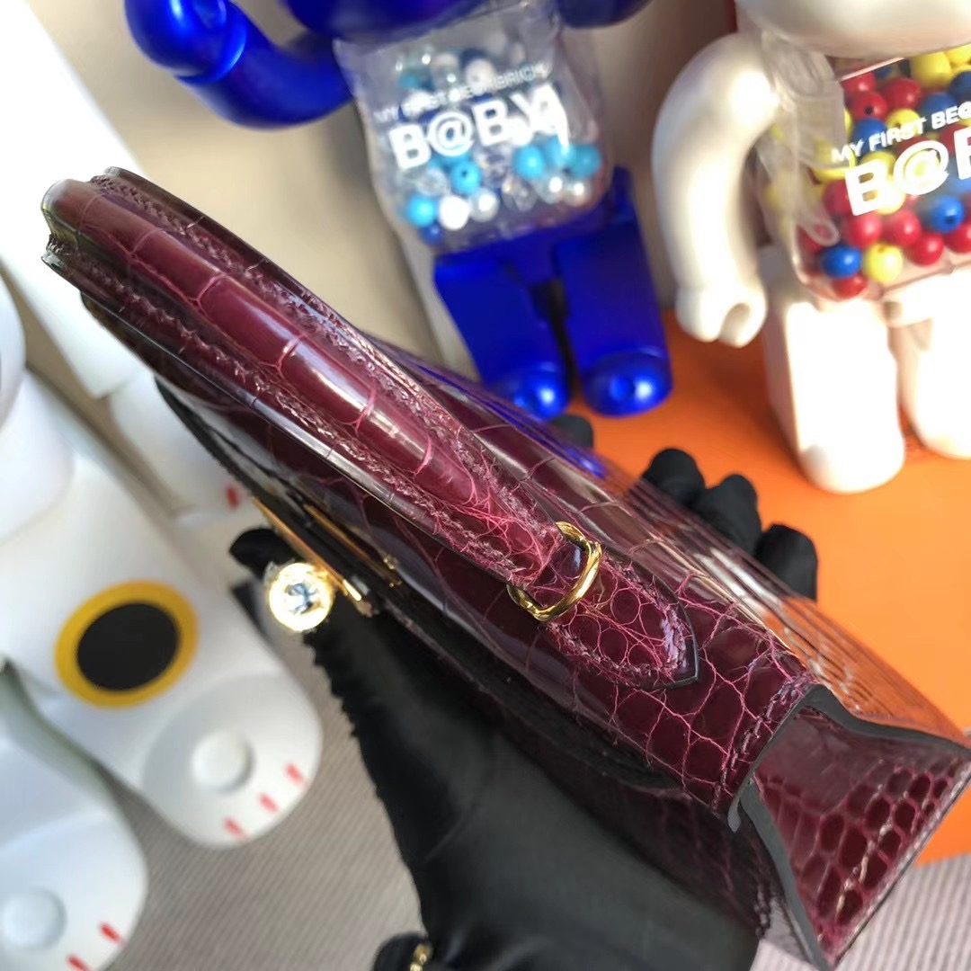 Hermes Kelly Mini Ⅱ 亮面方塊美洲鱷魚 57 波爾多酒紅 Bordeaux 全手工縫製 金扣