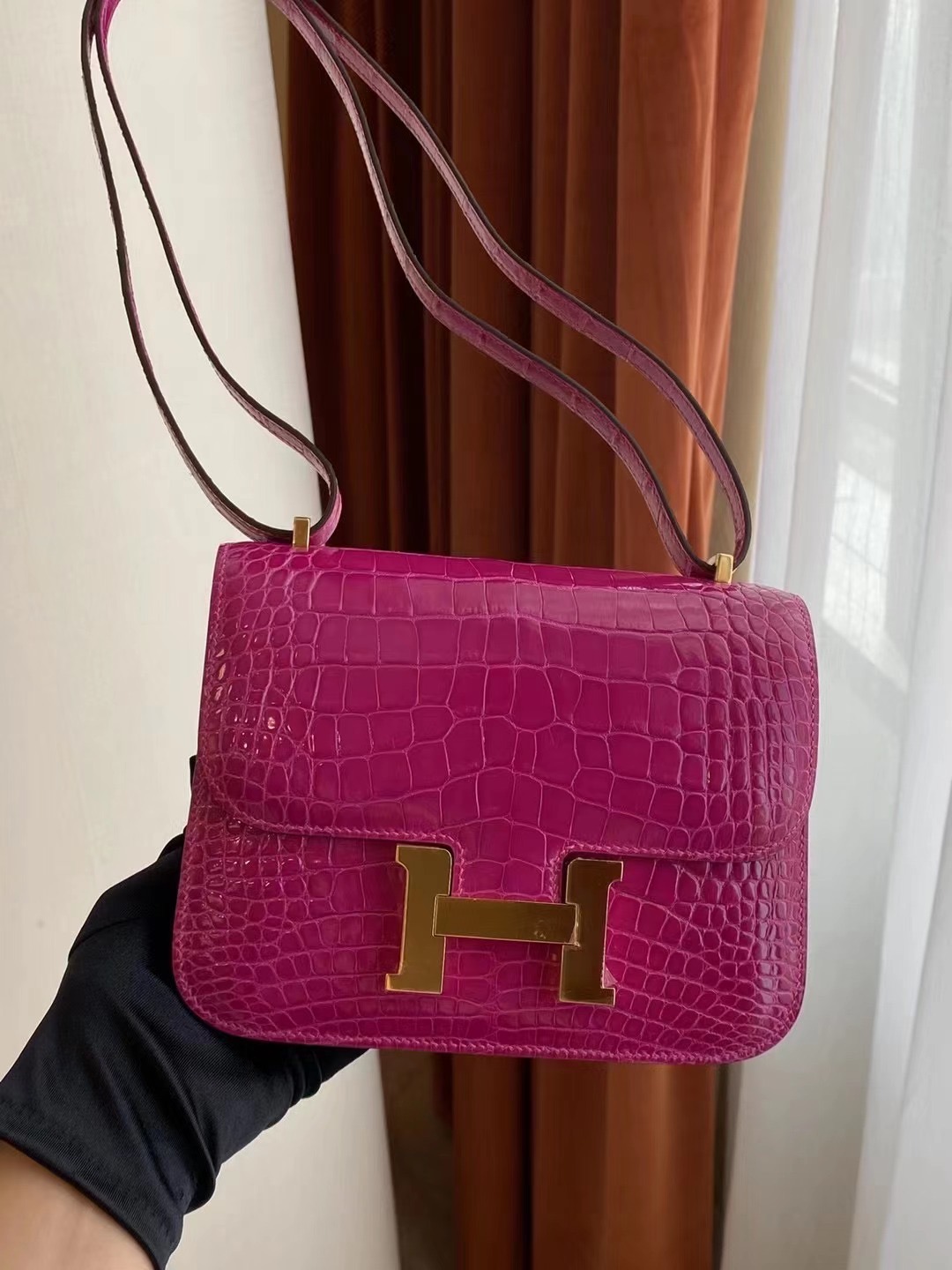 Hermes Constance 19cm J5 天方夜譚粉紫 Rose sheheraradez 亮面美洲鱷魚金扣