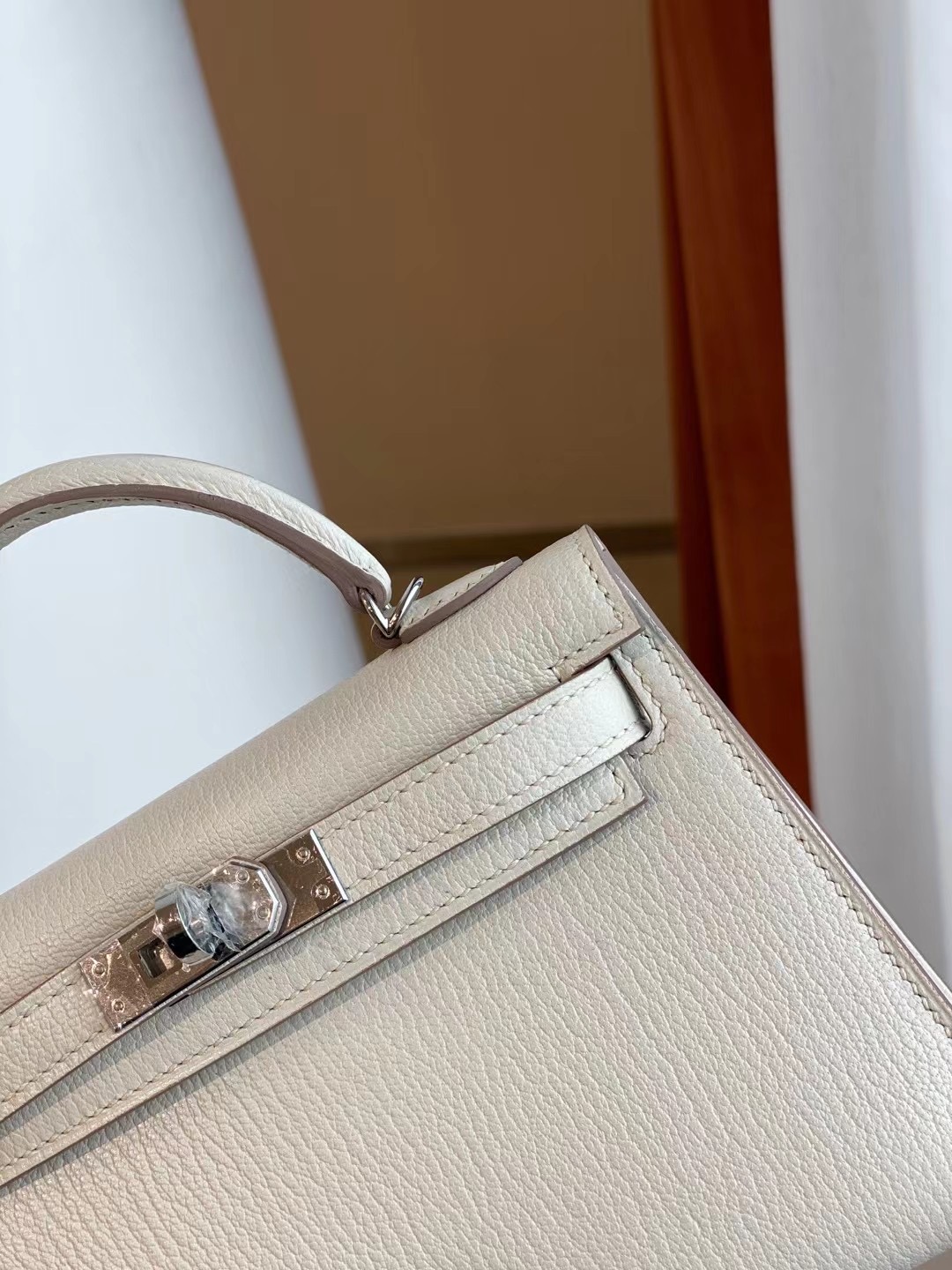 Hermes Kelly Mini II 2代 Chevre Mysore 山羊皮 CK10 Craie 奶昔白 全手工蜜蠟線縫製