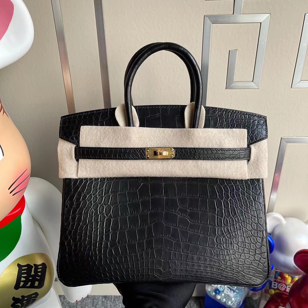 臺灣高雄市林園區鉑金包 Hermes Birkin 25cm CC89 Noir 黑色 霧面美洲鱷魚 金扣