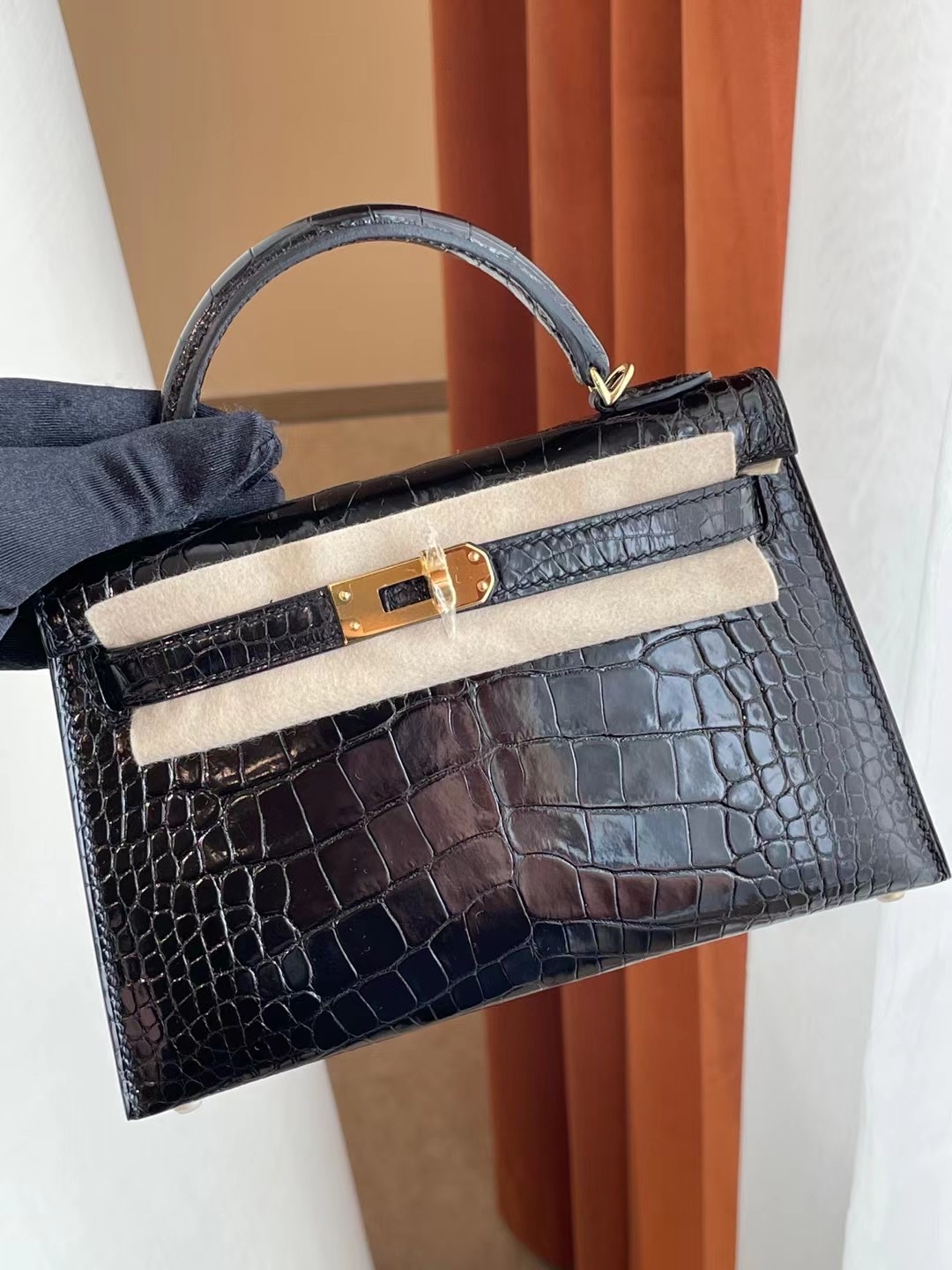 臺灣桃園市桃園區 Hermes Kelly mini II CC89 Noir 黑色 亮面美洲鱷魚金扣