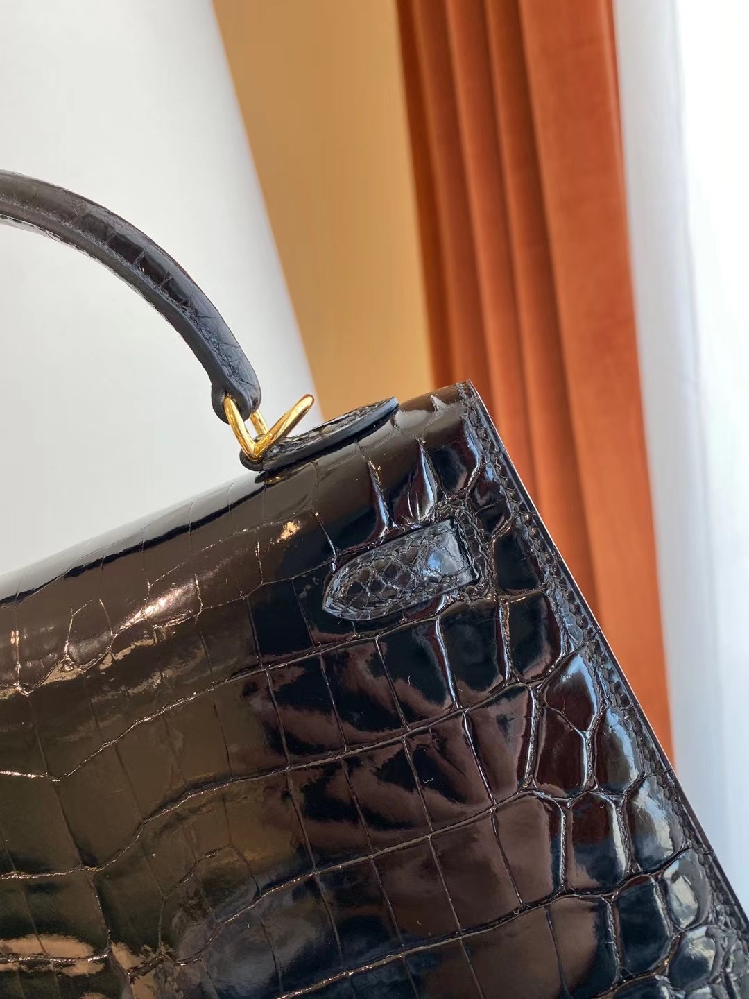 臺灣臺中市北屯區 Hermes Kelly 25cm CC89 Noir 黑色 亮面兩點 尼羅鱷魚