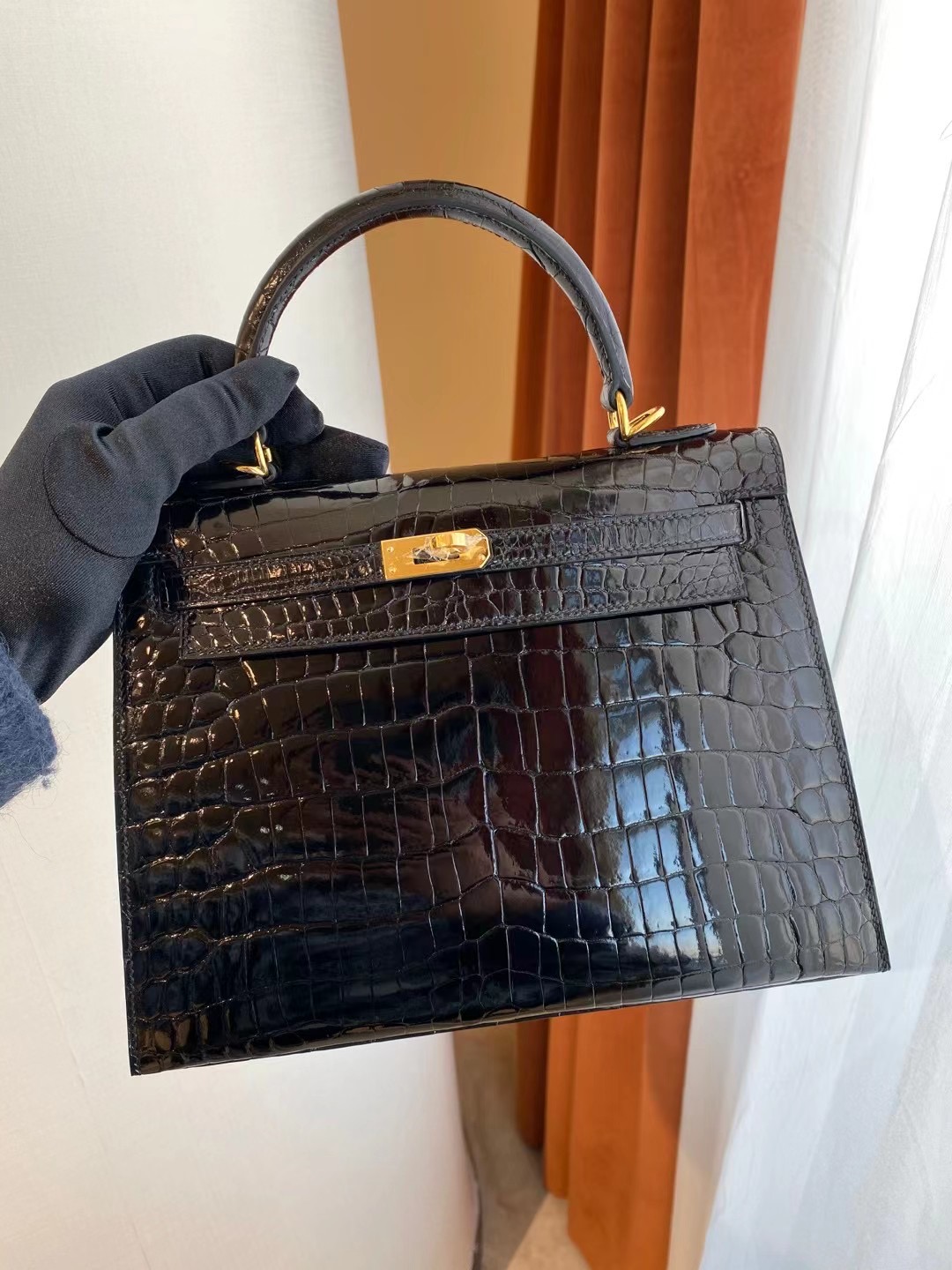 臺灣臺中市北屯區 Hermes Kelly 25cm CC89 Noir 黑色 亮面兩點 尼羅鱷魚