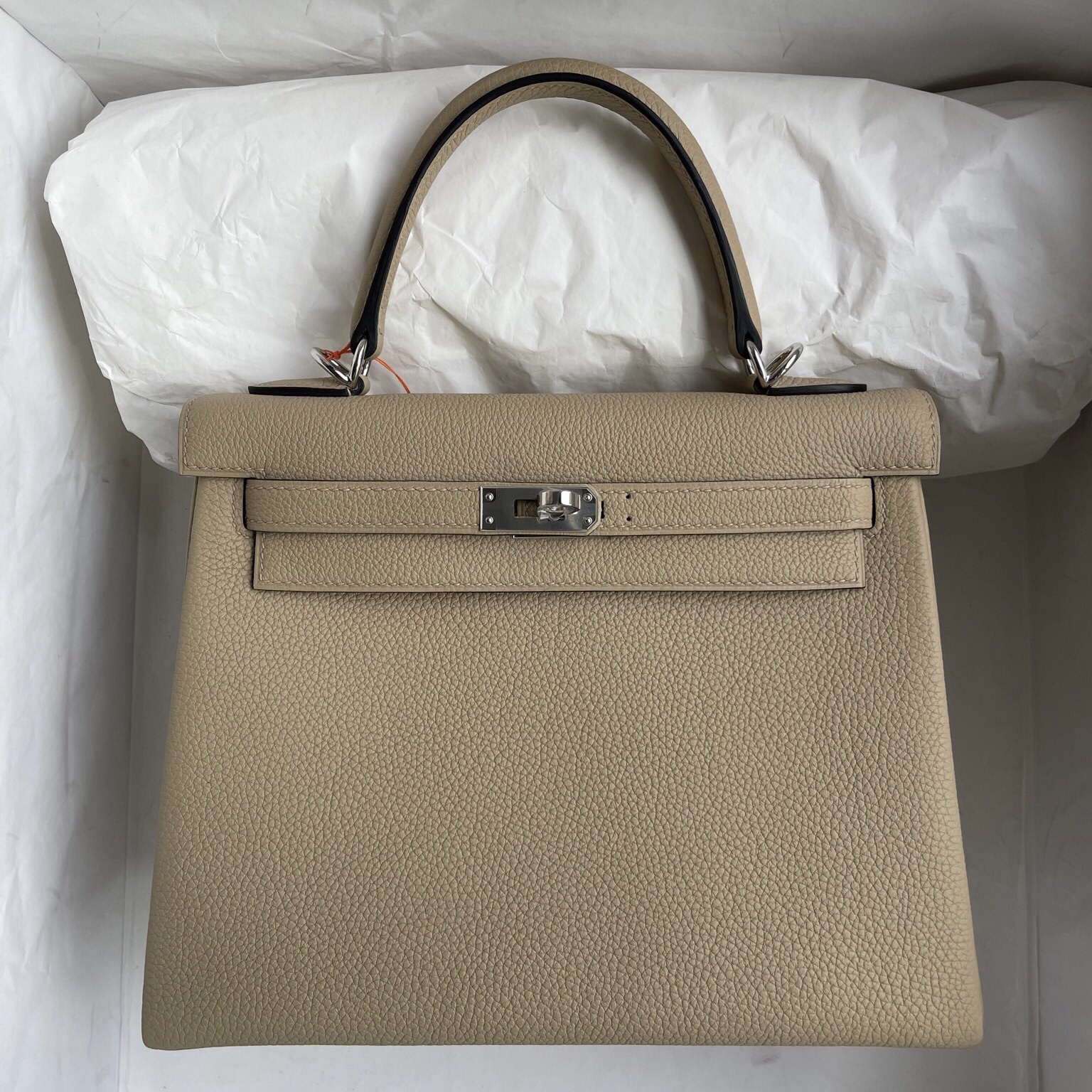 臺灣桃園市桃園區 愛馬仕凱莉包 Hermes Kelly 25cm Togo原廠小牛皮 S2風衣灰 Trench