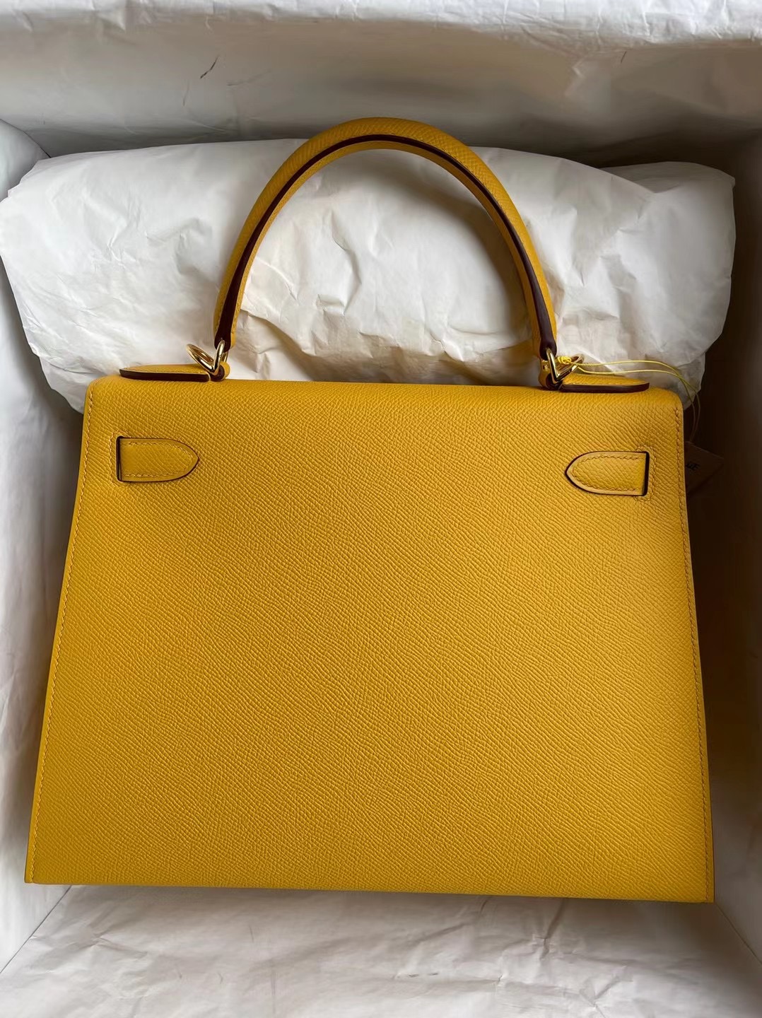 香港南區深水灣 愛馬仕 Hermes Kelly 28cm Epsom 9D Amber 琥珀黃 金扣