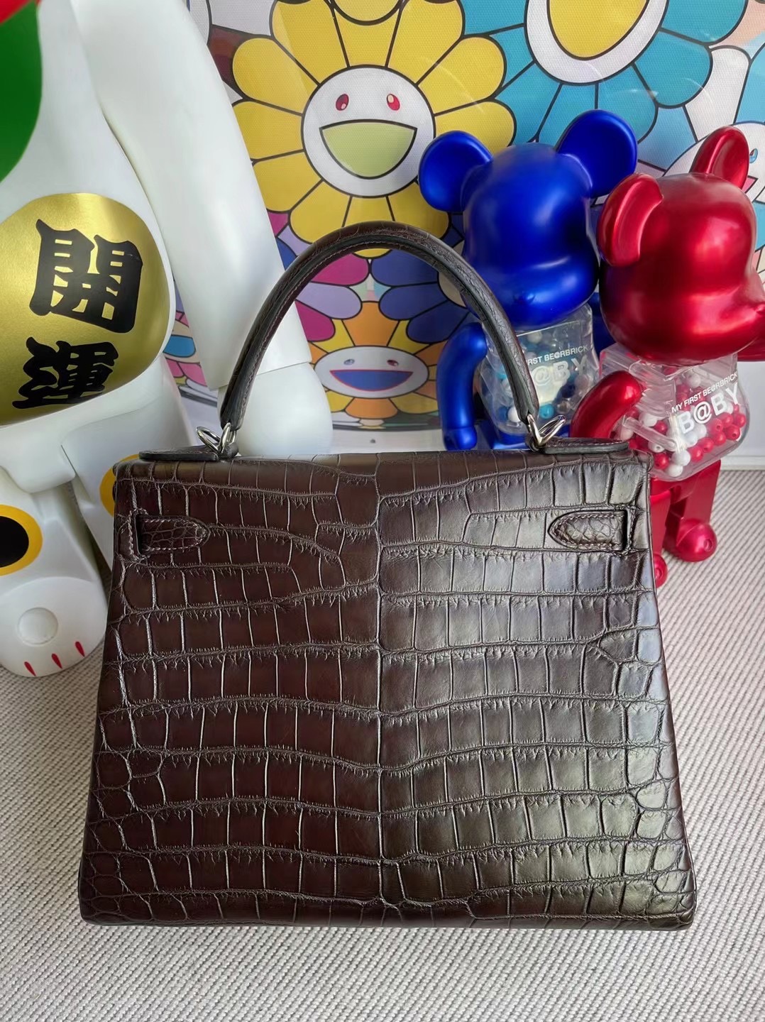 愛馬仕凱莉包尺寸 Hermes Kelly 28cm 47 Chocolate 羅鱷魚手工蜜蠟線縫製 客定製出