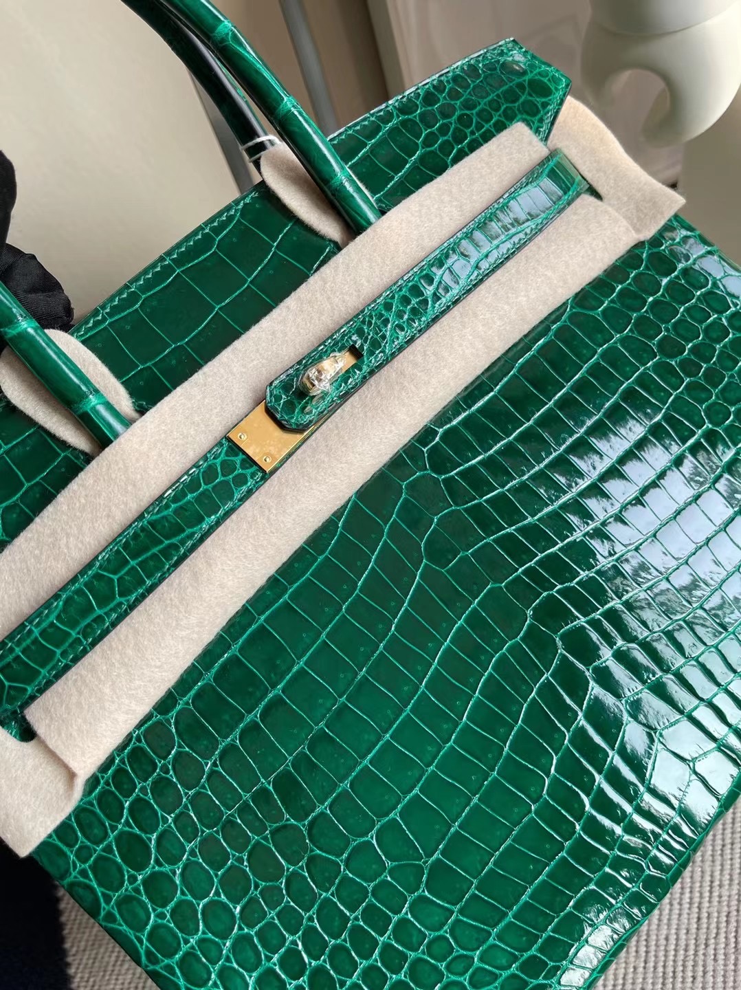 愛馬仕鉑金包包 Hermes Birkin 30cm 6Q 翡翠綠 Very Emerald 亮面倒v澳洲灣鱷 金扣