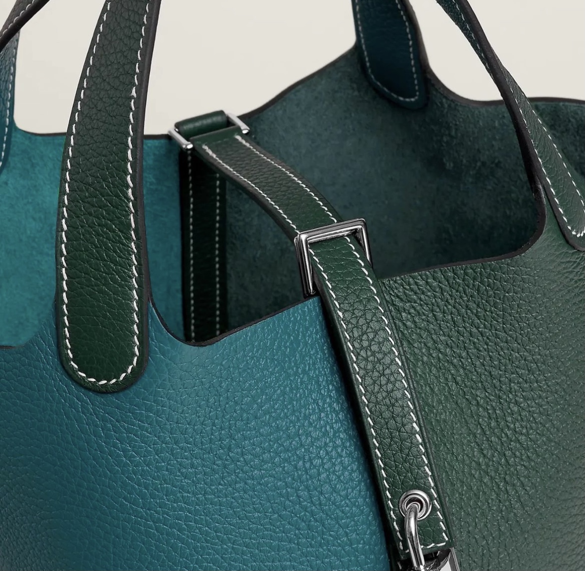 Hermès Picotin Lock 18 casaque bag Vert Cyprès Vert Bosphore Clemence