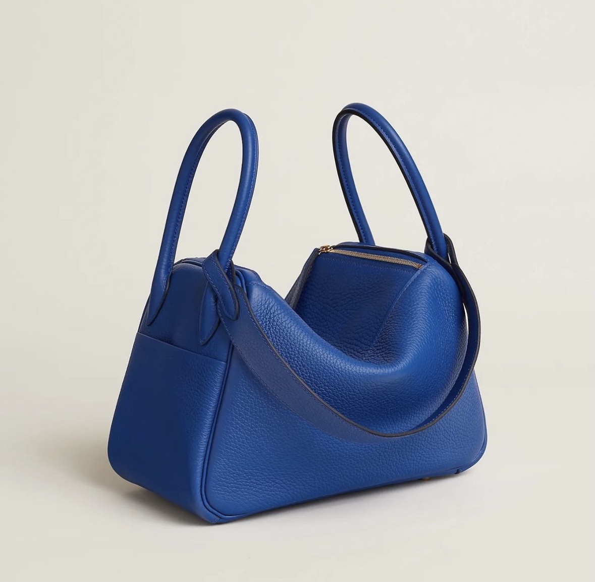 Hermès Lindy 26 bag CKO8 Bleu Royal Clemence Price and picture