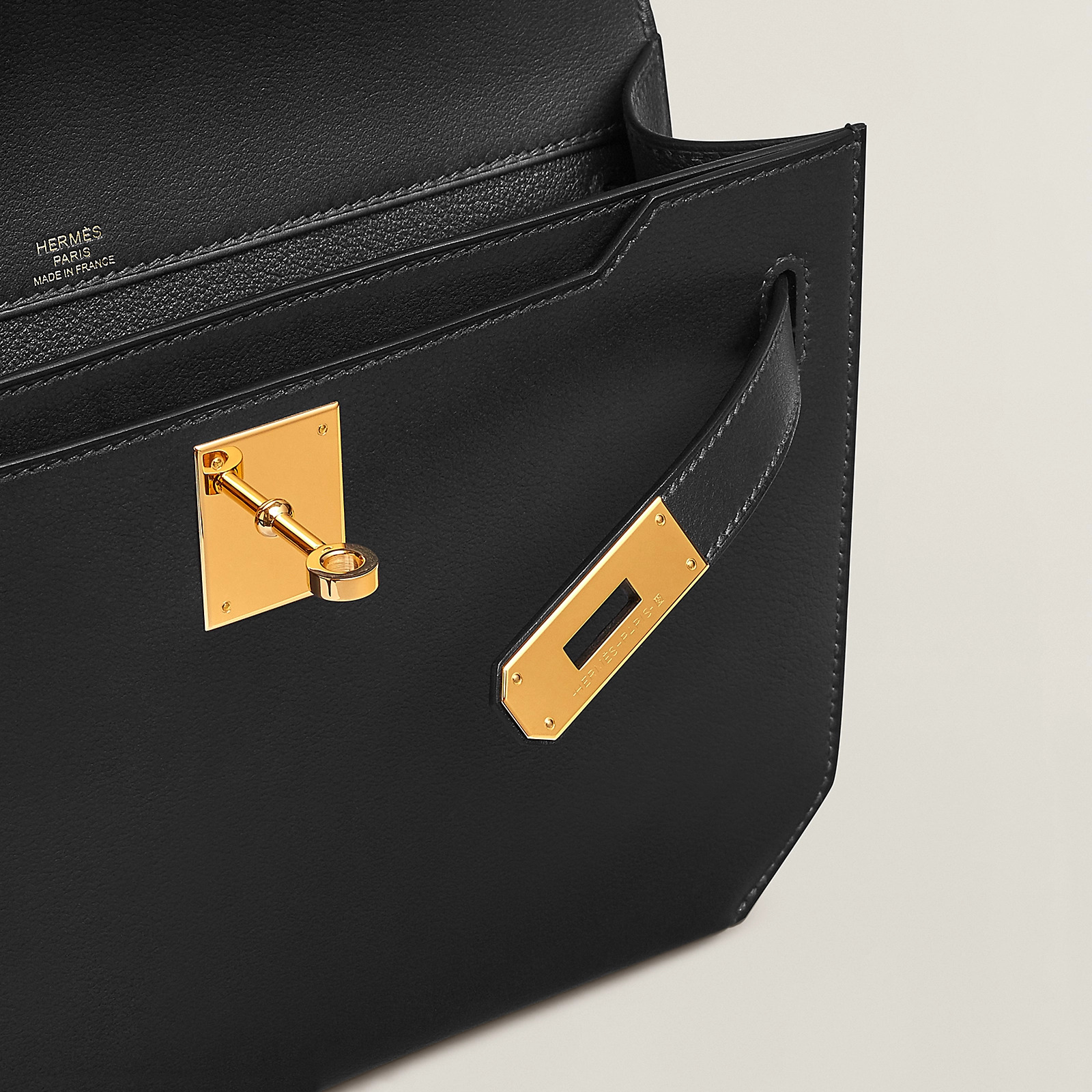 Hermes Kelly depeches 25 手拿包 CC89 Noir 黑色 Evercolor 小牛皮