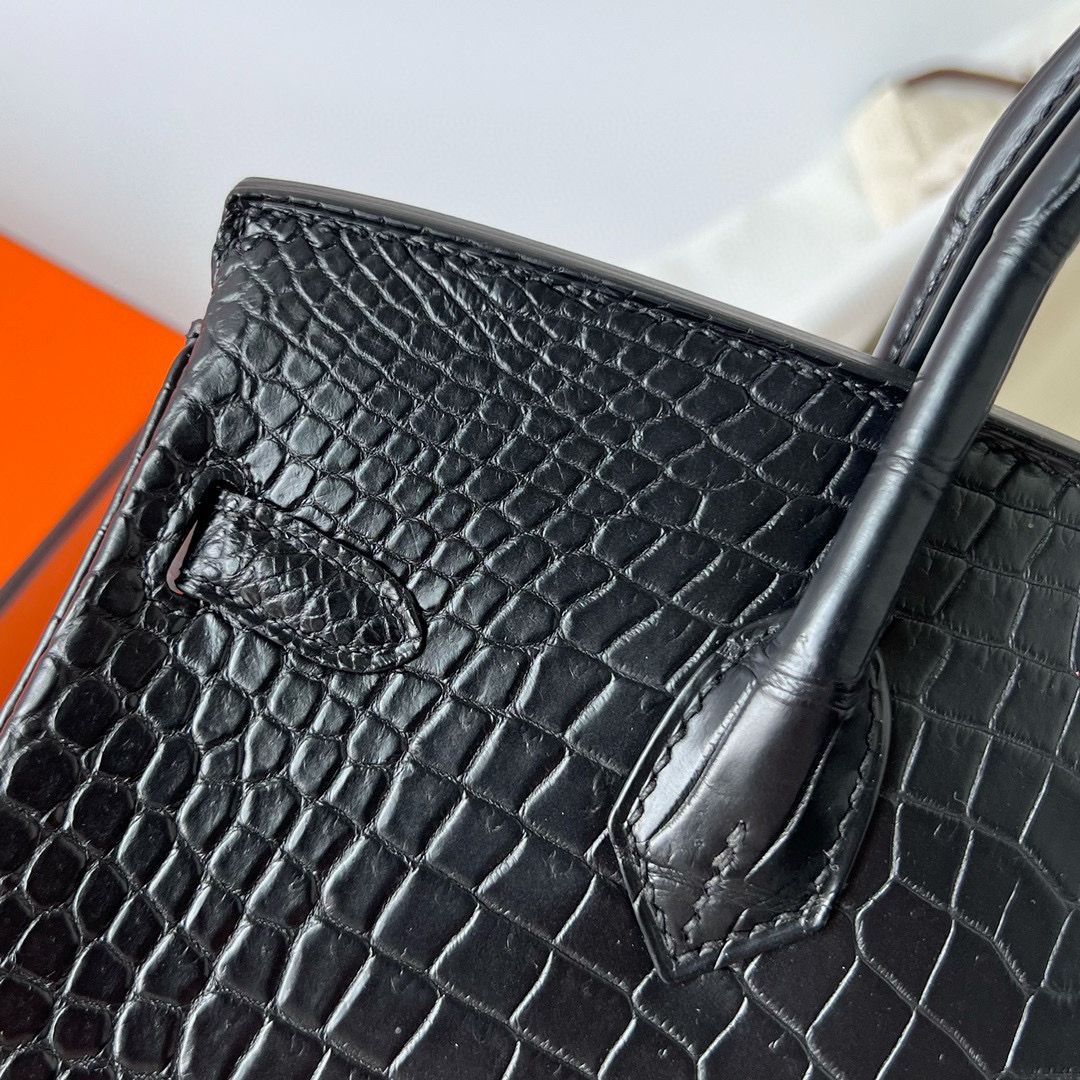 Hermes Birkin 25cm 雾面倒V澳洲湾鳄 Matte Porosus Crocodile 黑色