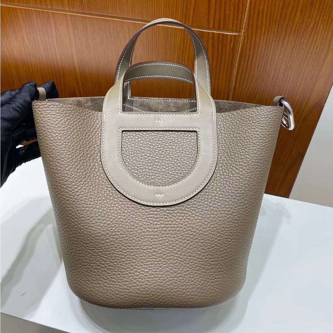 愛馬仕 Hermes In The Loop 18cm Clemence/Swift CK18 Etoupe 大象灰