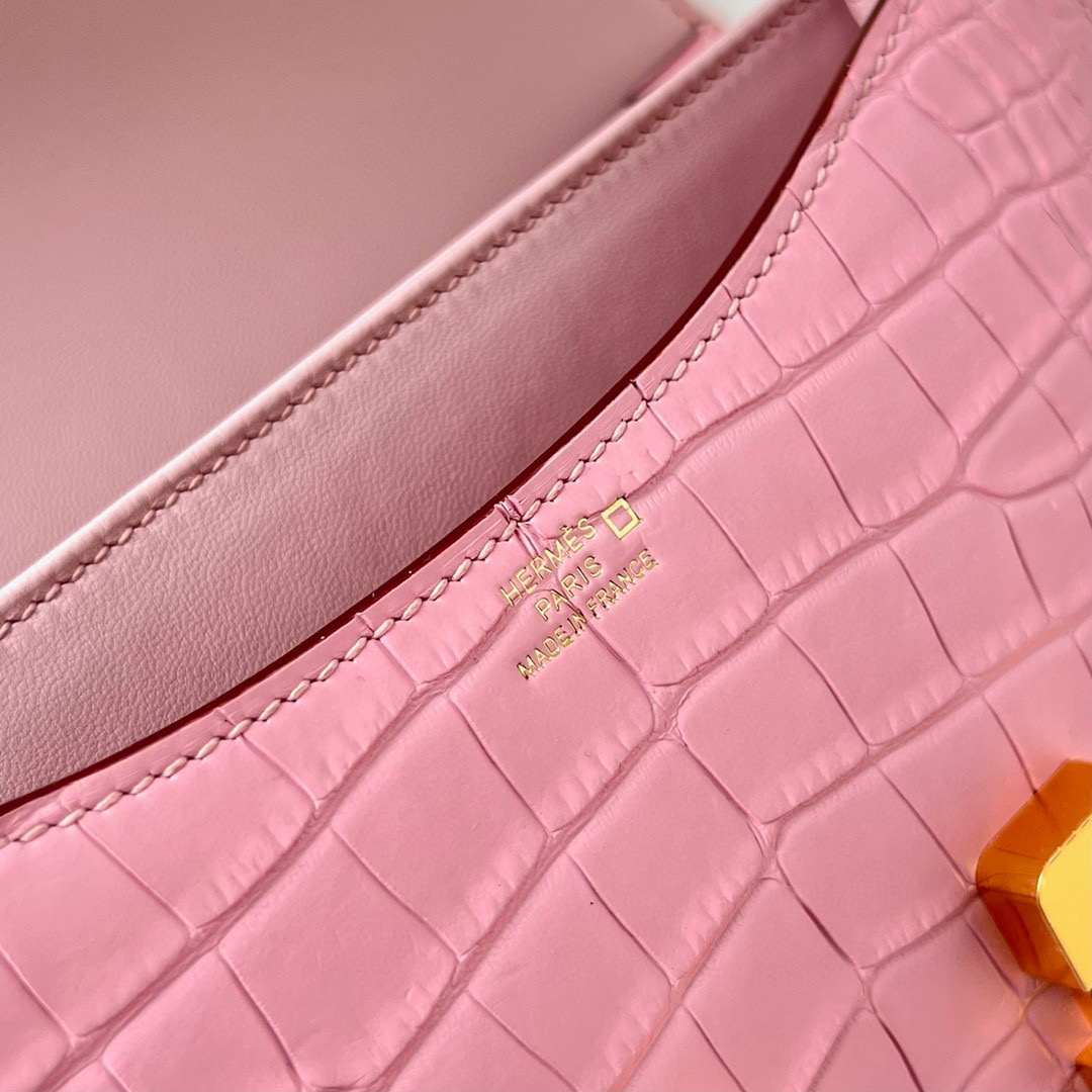 Hermes Constance 18cm Matte Alligator Crocodile 3Q Rose Sakura