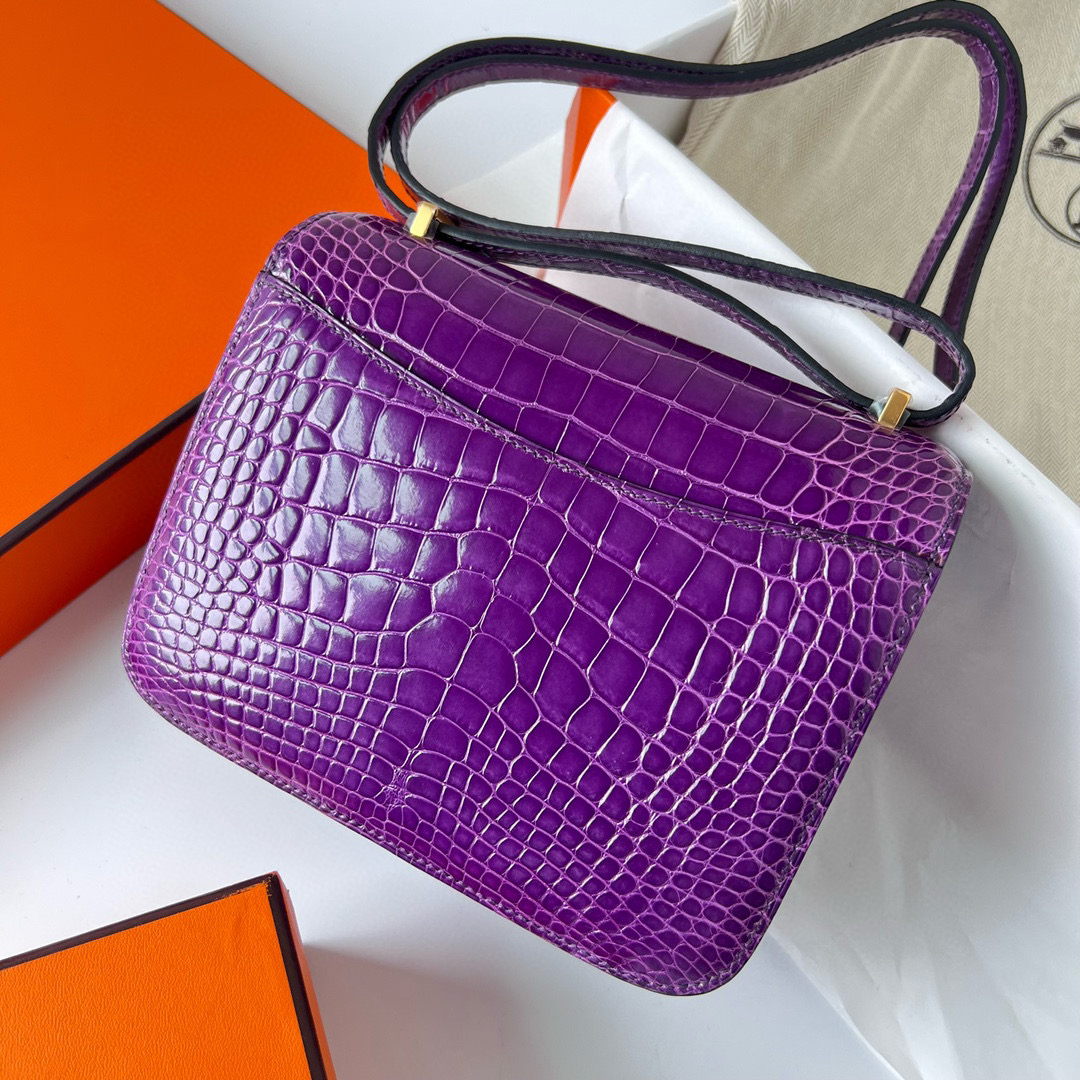 愛馬仕康康原價是多少 Hermès Constance 18 Shiny Alligator Crocodile Crocus