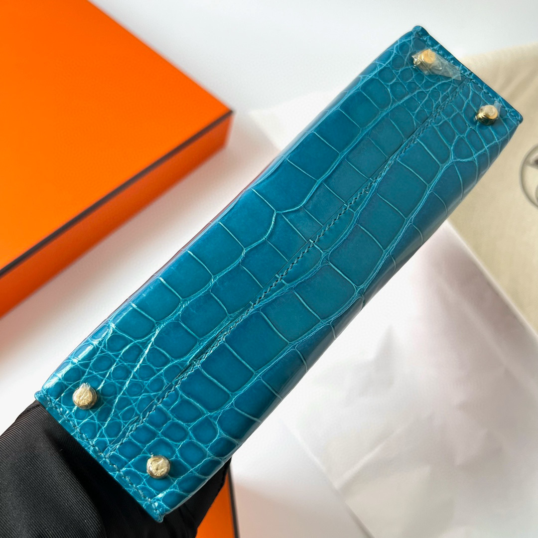 Hermès Kelly 20 Mini II Sellier Shiny alligator crocodile 7W Blue Izmir Golden Hardware