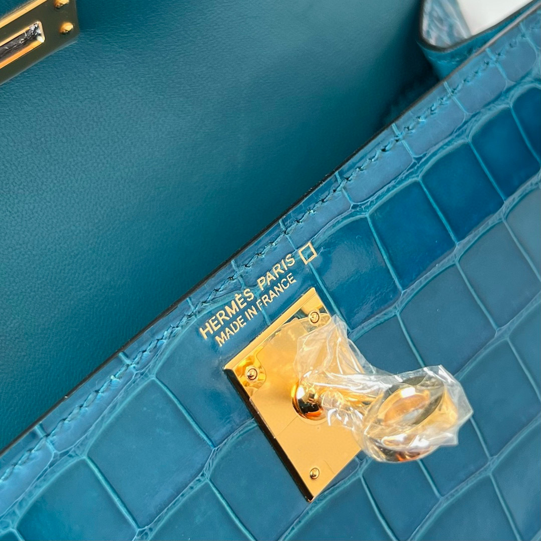 Hermès Kelly 20 Mini II Sellier Shiny alligator crocodile 7W Blue Izmir Golden Hardware