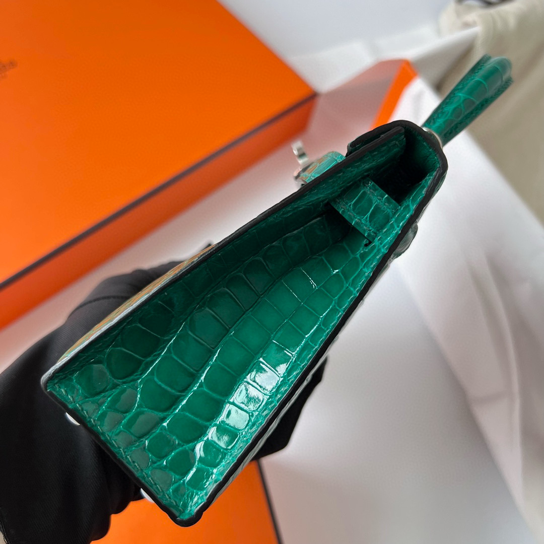 Hermès Kelly 20 Mini II Sellier Shiny Alligator Crocodile 6Q Very Emerald