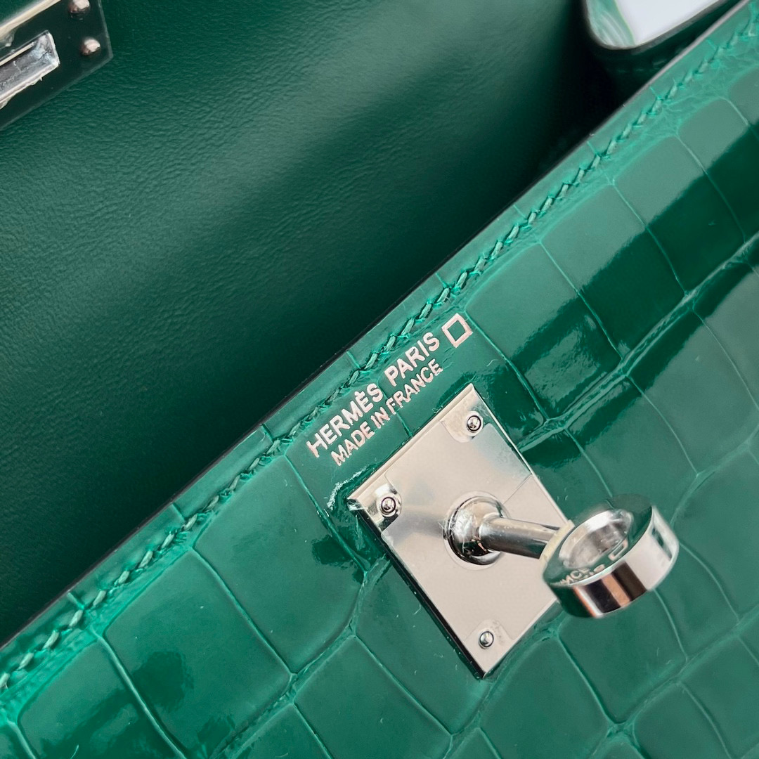 Hermès Kelly 20 Mini II Sellier Shiny Alligator Crocodile 6Q Very Emerald