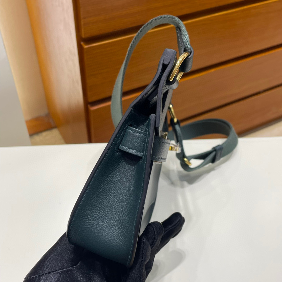 越南愛馬仕吉普賽包刻印 Hermes bag Jypsiere Mini 6O Vert Cyprès GHW