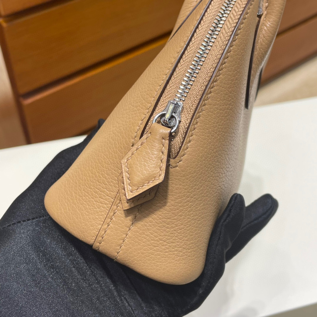 愛馬仕 Hermès Mini Bolide 20cm Evercolor 0M Chai 玛萨拉茶色