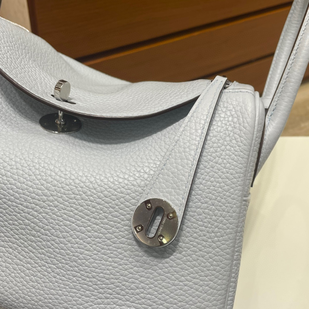 香港愛馬仕 Hermès Lindy 26 Clemence T0 Blue Brume 雾蓝色 Silver Hardware