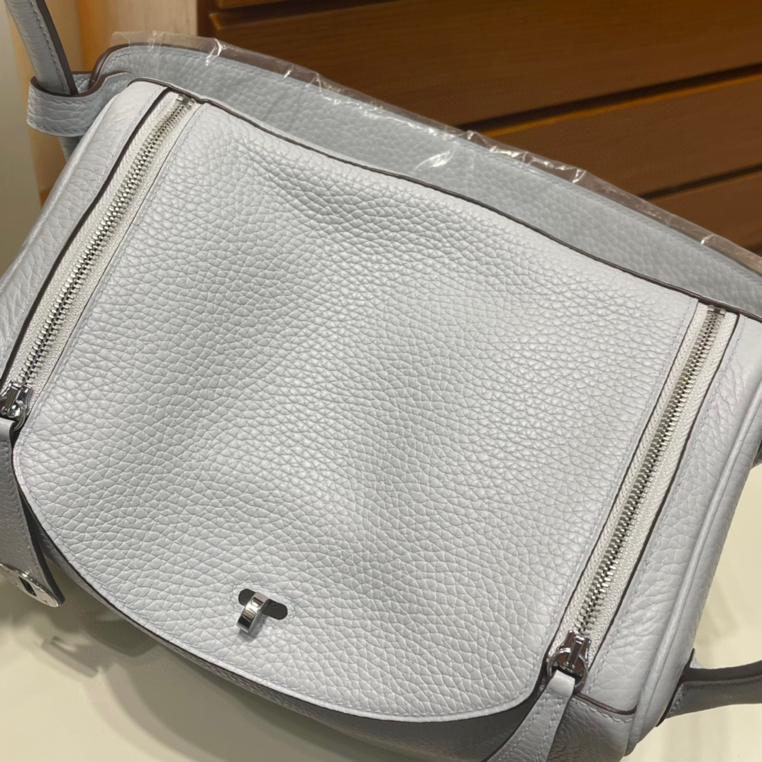 香港愛馬仕 Hermès Lindy 26 Clemence T0 Blue Brume 雾蓝色 Silver Hardware