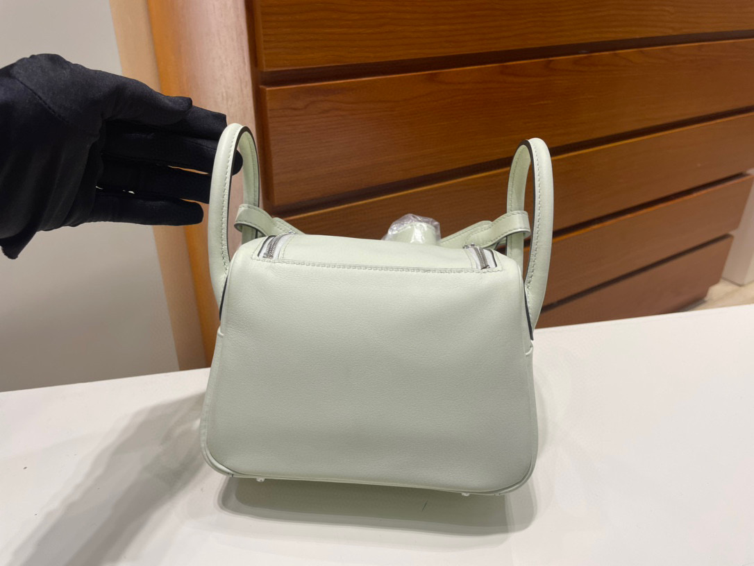 臺灣愛馬仕 Hermès Mini Lindy Swift CK0S Vert Fizz 气泡绿 Silver Hardware