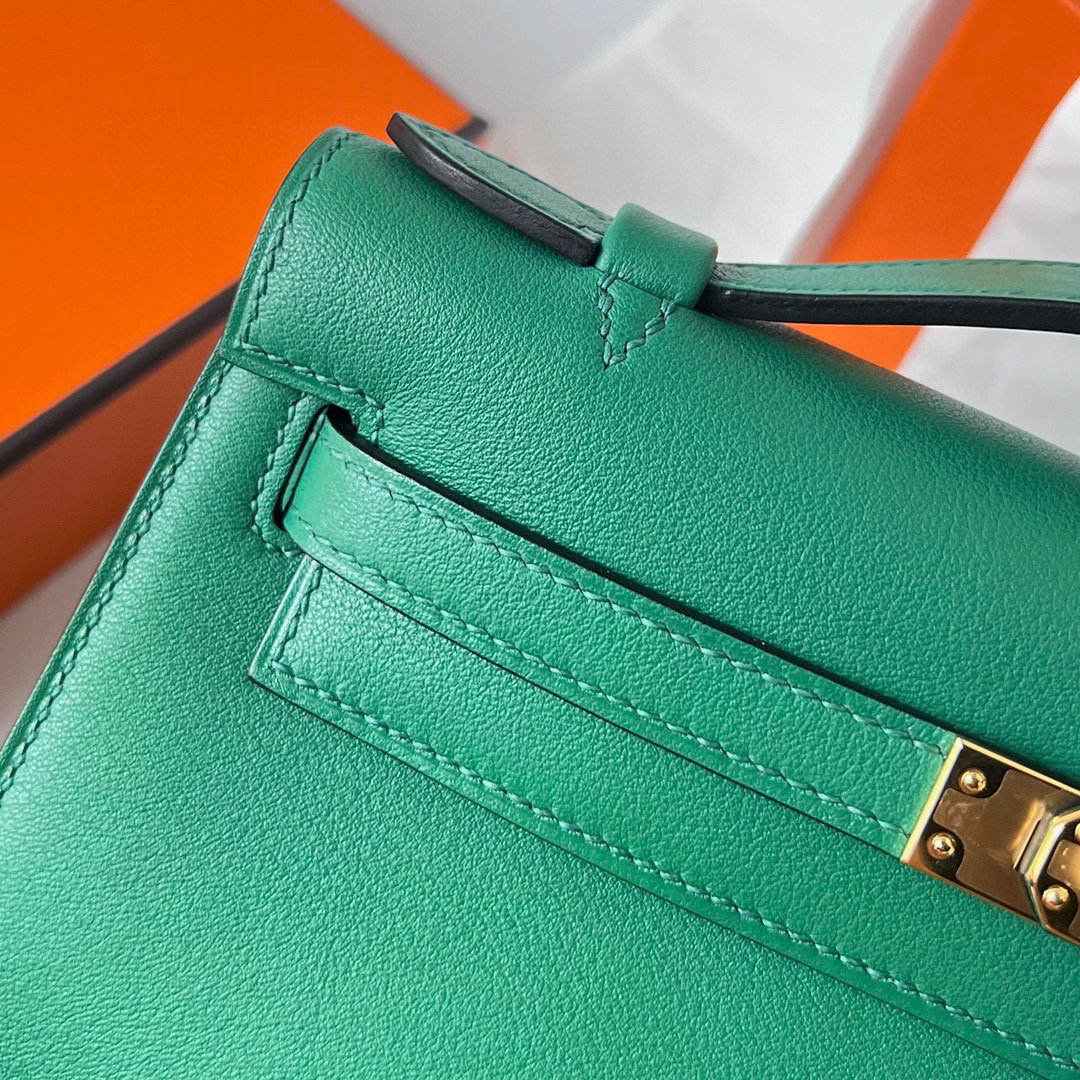 Hermès Kelly Pochette Swift U4 Vert Verigo Golden Hardware